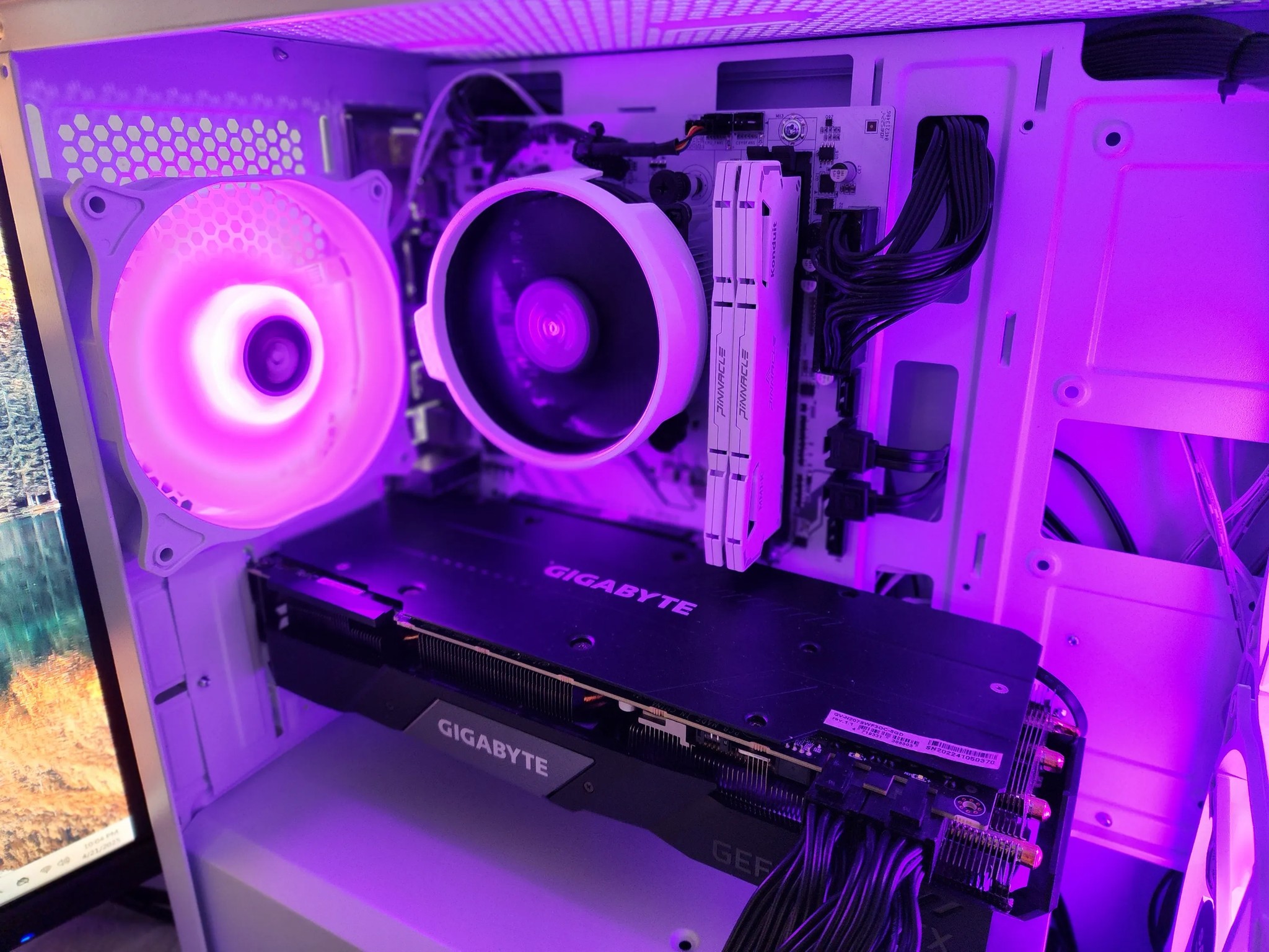 1080p / Light 1440p Gaming PC (Ryzen 5500, RTX 2070 Super, 32gb DDR4 3200 mhz)
