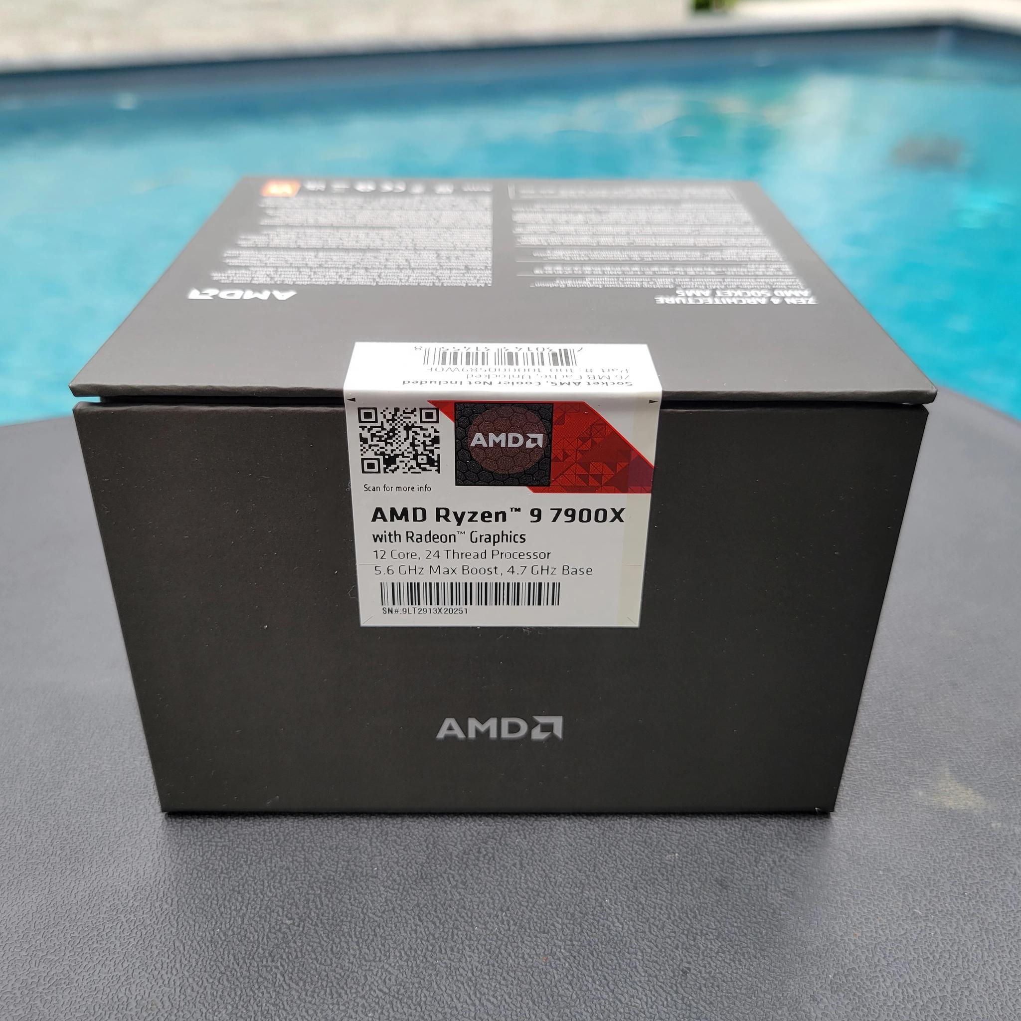 AMD Ryzen 9 7900X 12C/24T Zen4 CPU