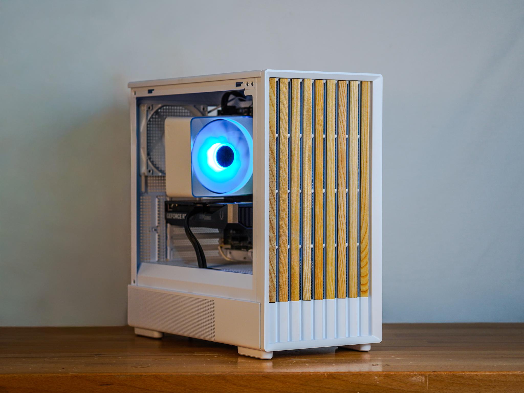 EXT Namu 70X - Intel Core i5 14400F, RTX 5060 Ti 16GB, 32GB DDR4, 1TB SSD