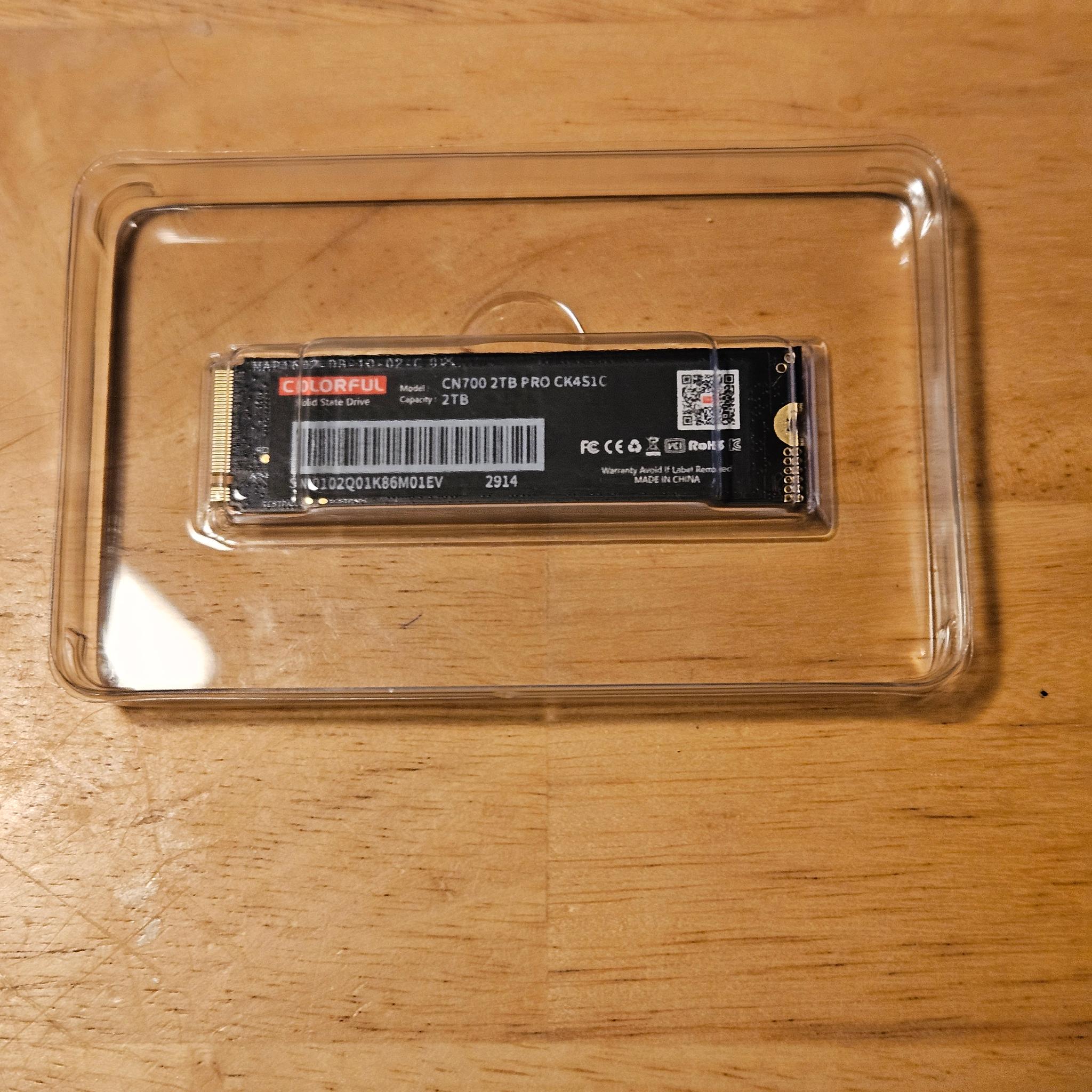 Colorful  700 Pro 2TB SSD