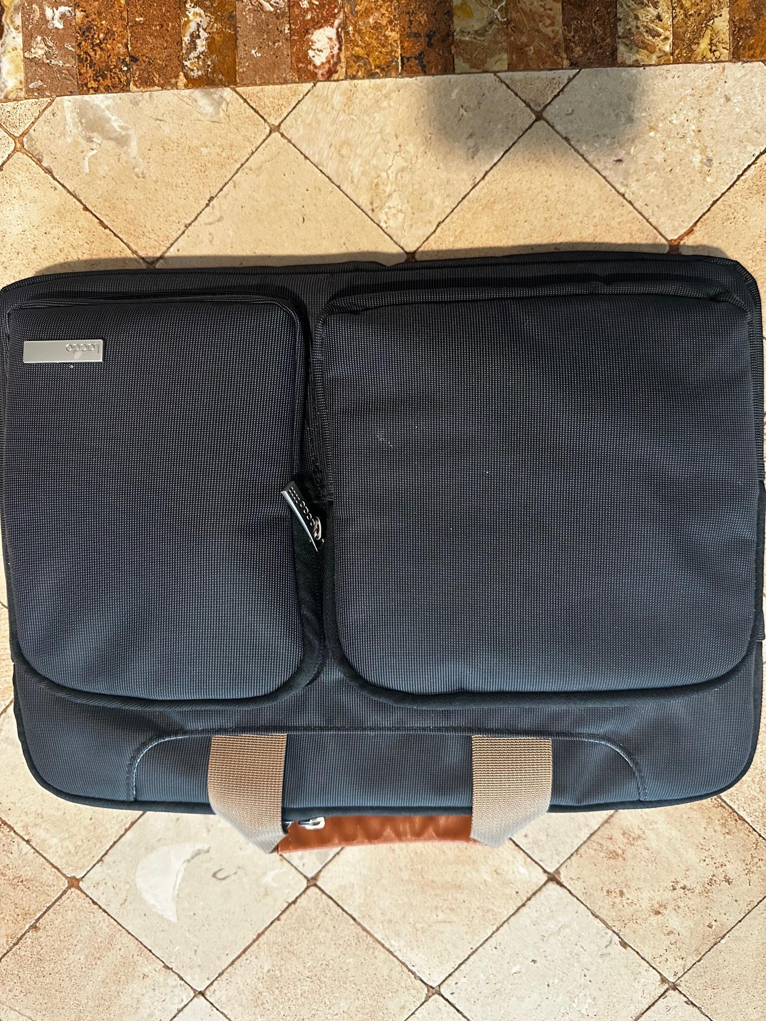 Apple 15.4in MacBook Pro Laptop - Space Gray (2018 Model)