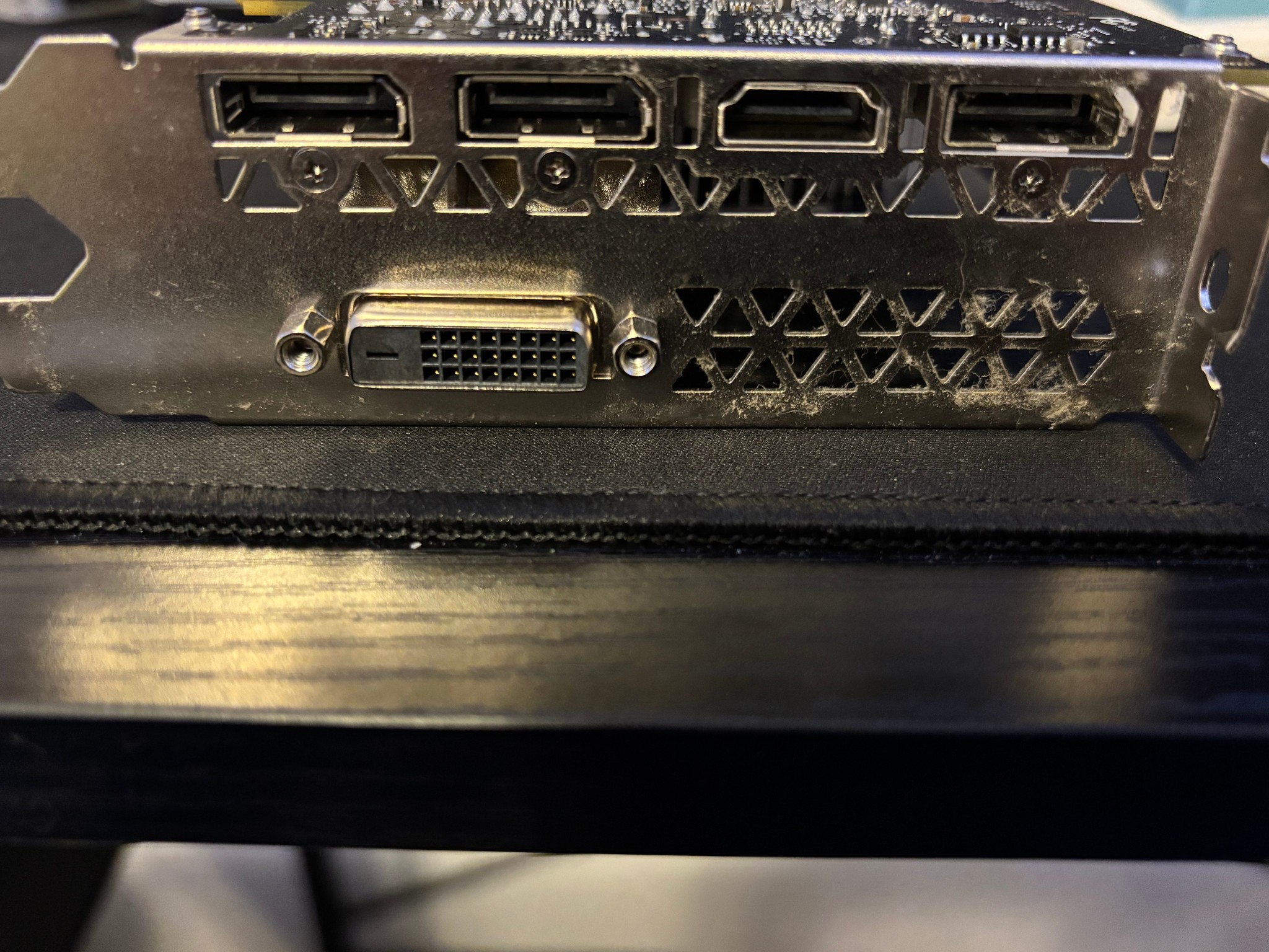 HP 1060 3GB