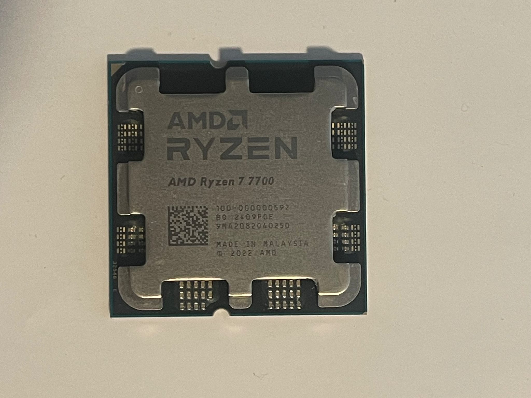 AMD Ryzen 7 7700 8-Core