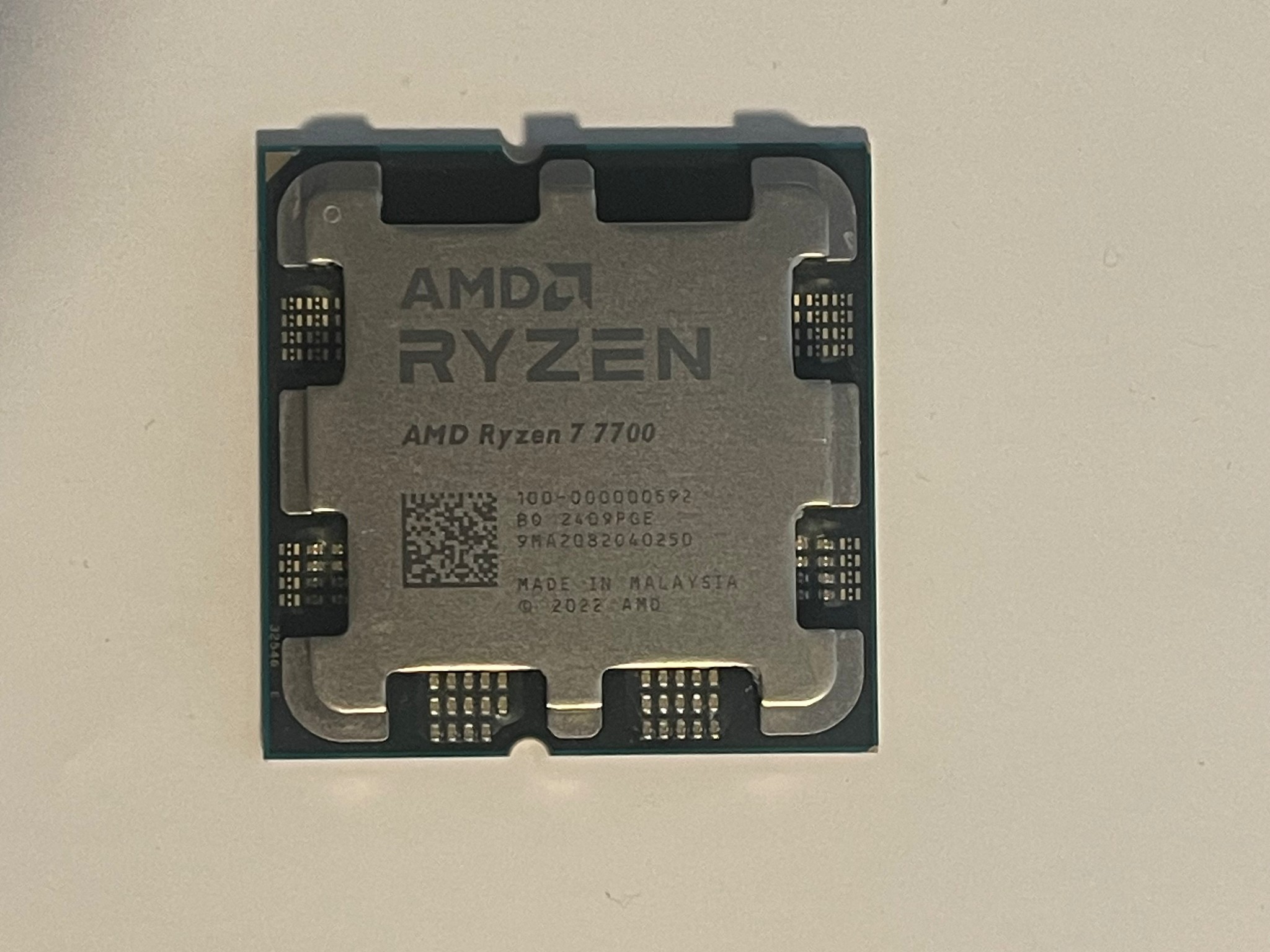 AMD Ryzen 7 7700 8-Core