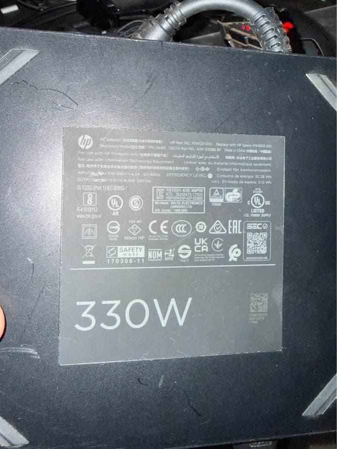 HP OMEN 17-ck2047nr Gaming Laptop