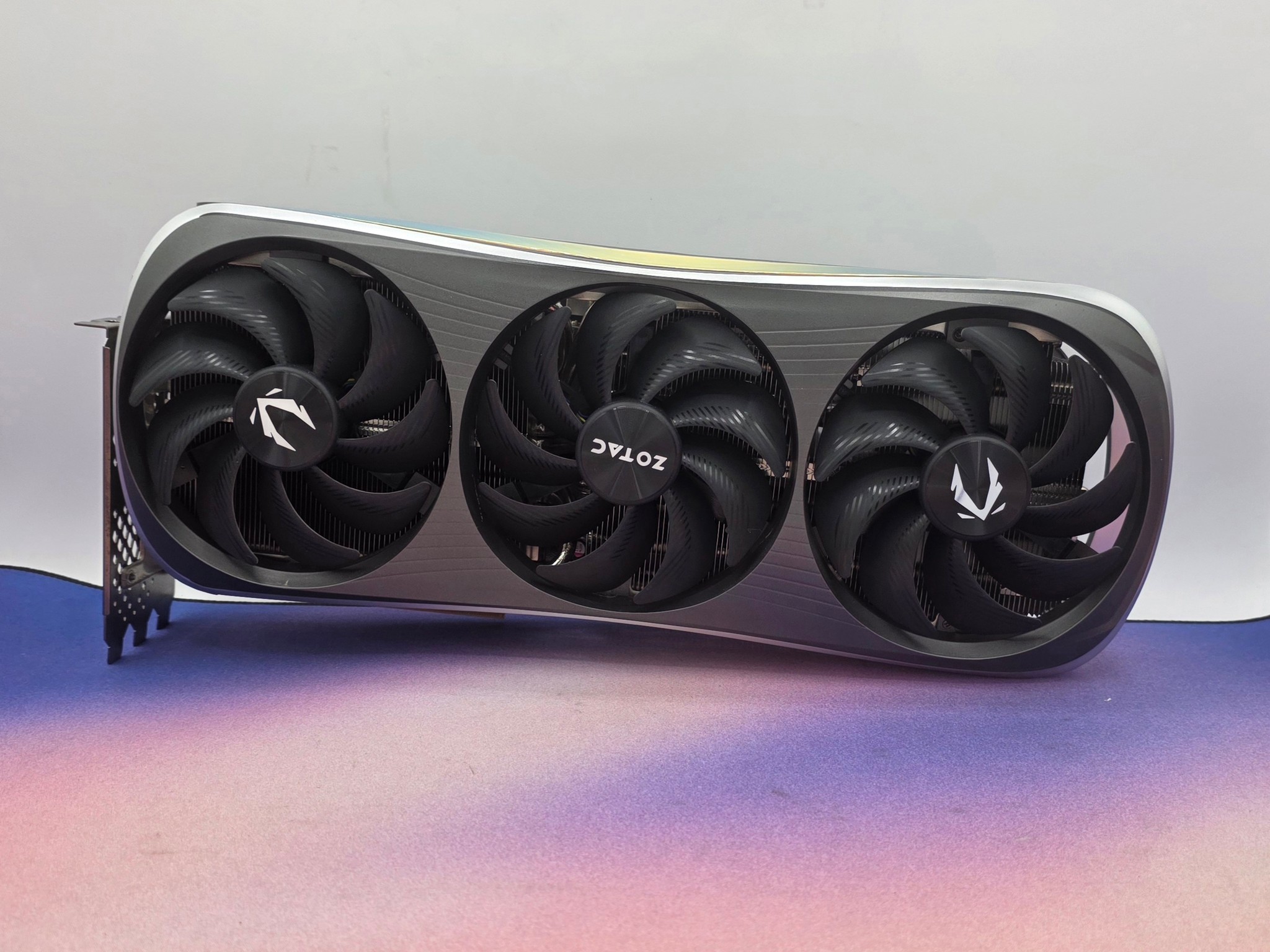 Zotac RTX 4080 Amp Extreme Airo