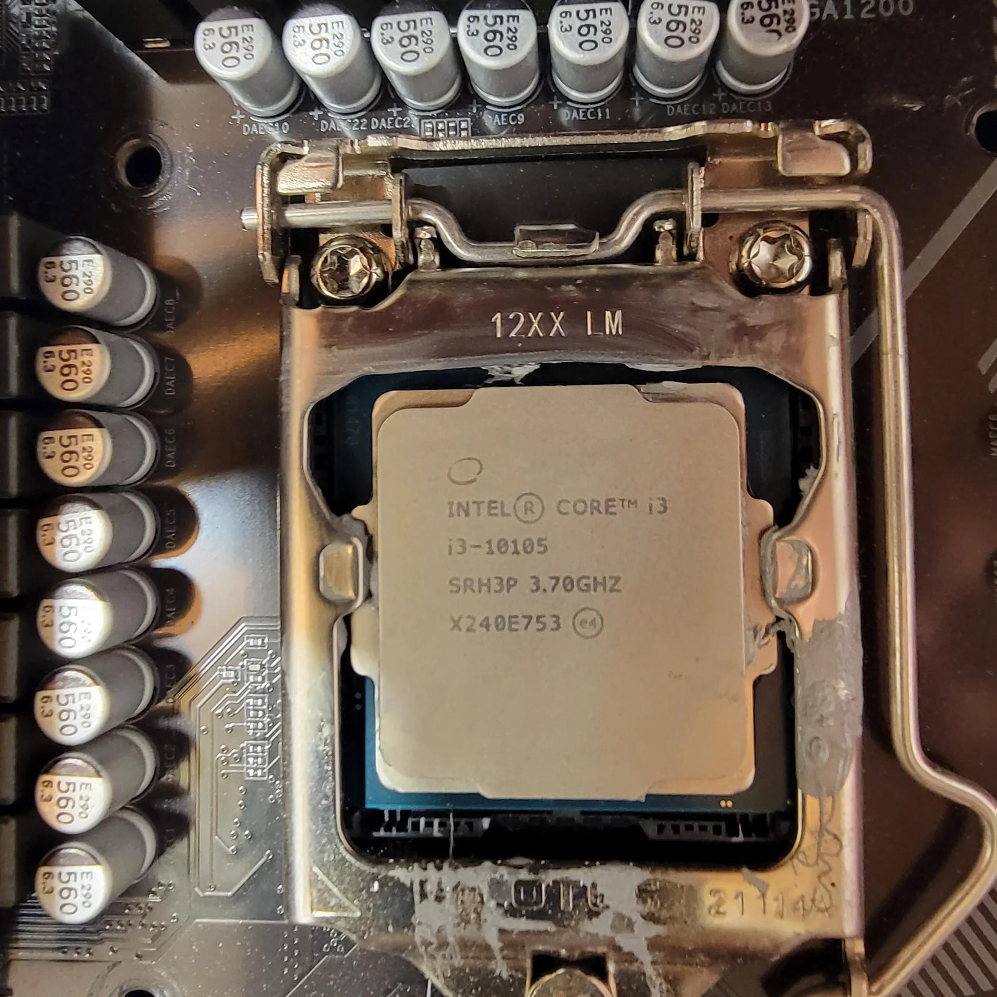 Intel i3 10,105 CPU 3.70