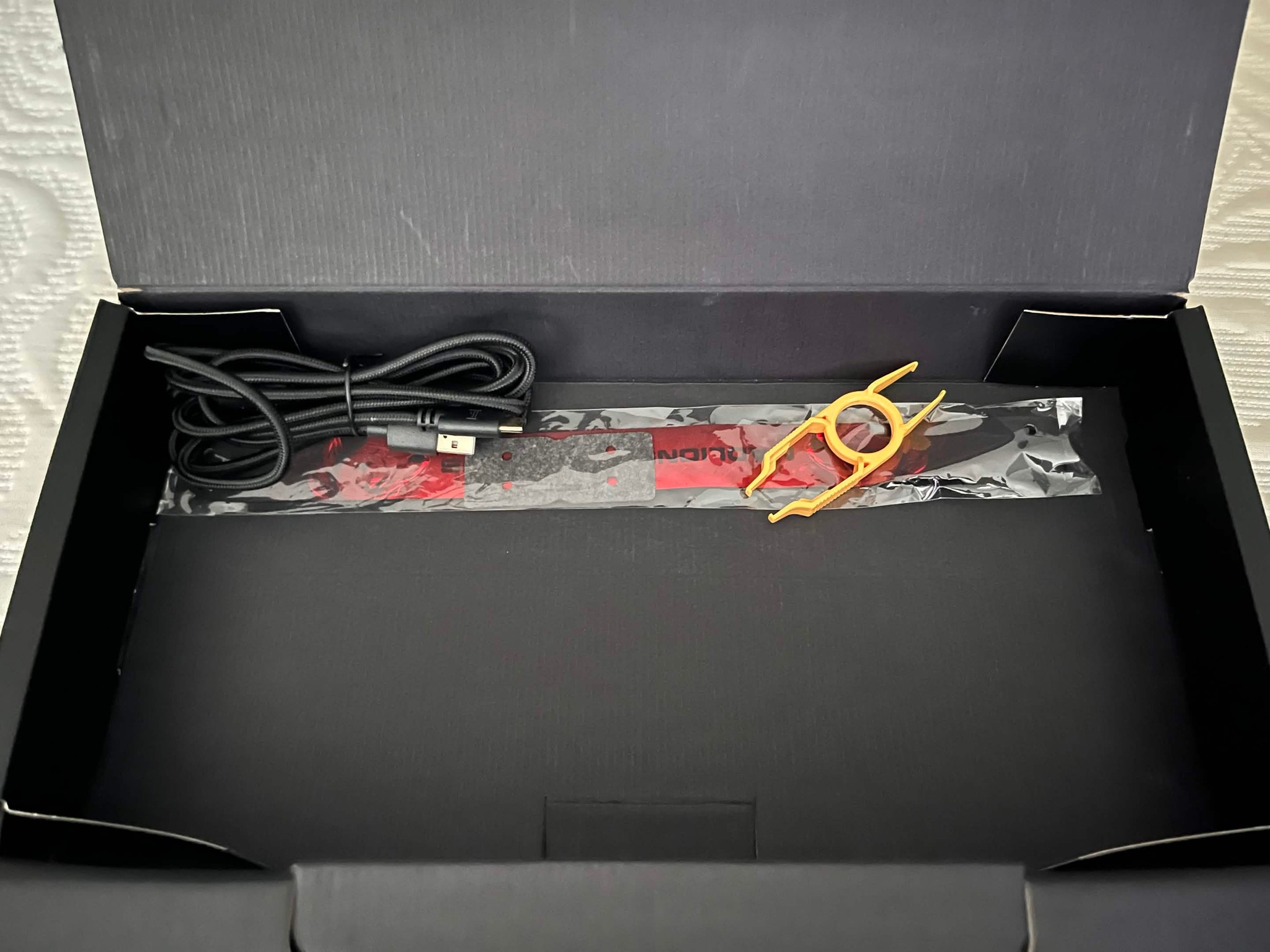 MADLIONS MAD68 HE Hall Effect Gaming Keyboard – 65%, 8K Polling, Rapid Trigger, PBT Keycaps
