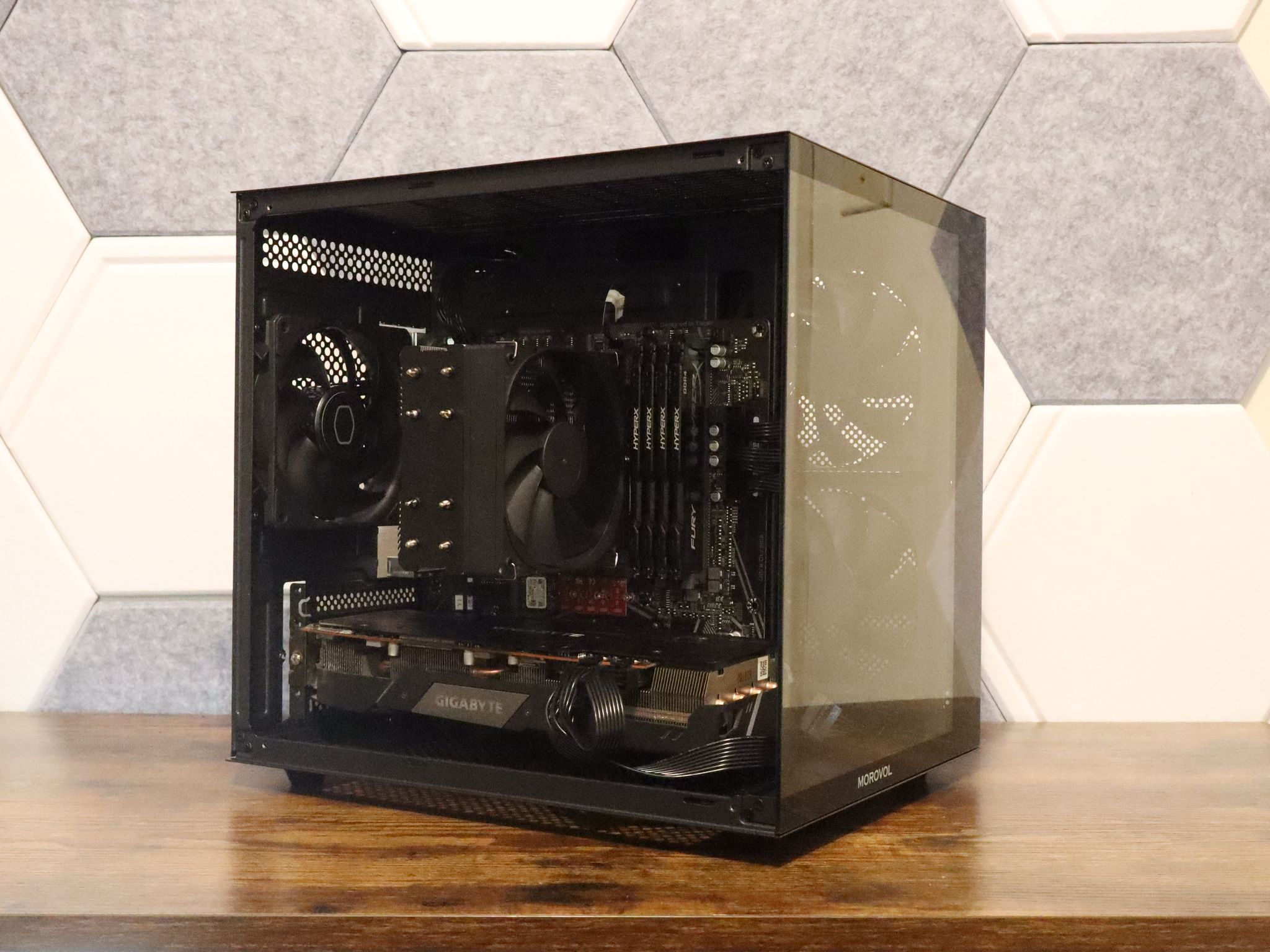 Gaming PC | RX 5700XT  | Ryzen 5 3600 | 16GB RAM | 800GB Storage | Windows 11 wifi & bluetooth