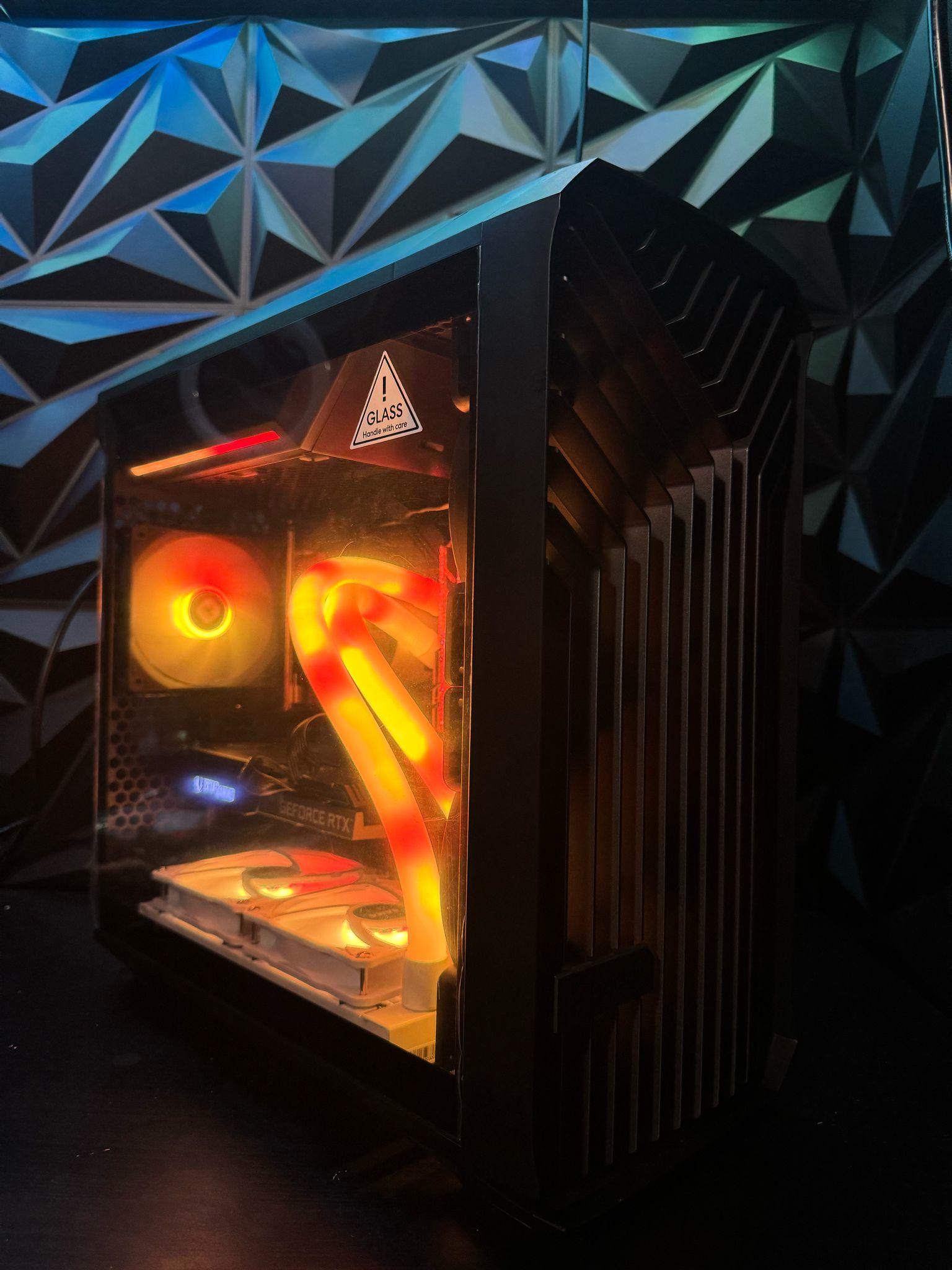 🏴‍☠️❄️Black Ice  🏴‍☠️❄️ i7 12700K | RTX 3070|| 1.75 TB NVME| 32 GB DDR4 3600 MHz