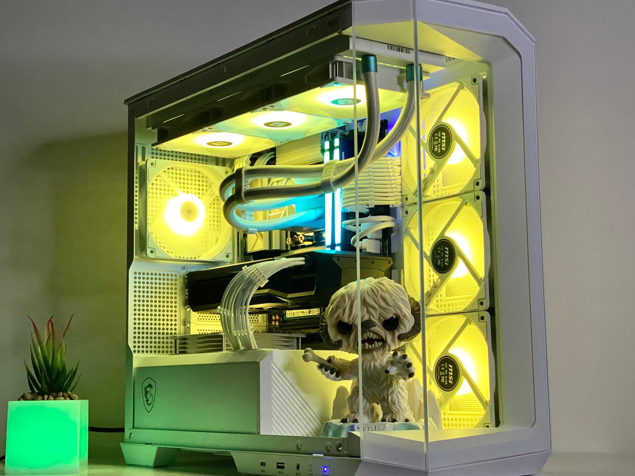 ❄️🥶-I7-Liquid-Cooled Pro Gaming Beast⚪️RX 7900XT 20GB ⚪️32GB RAM⚪️2TB NVMe M.2⚪️ Windows 11 Pro