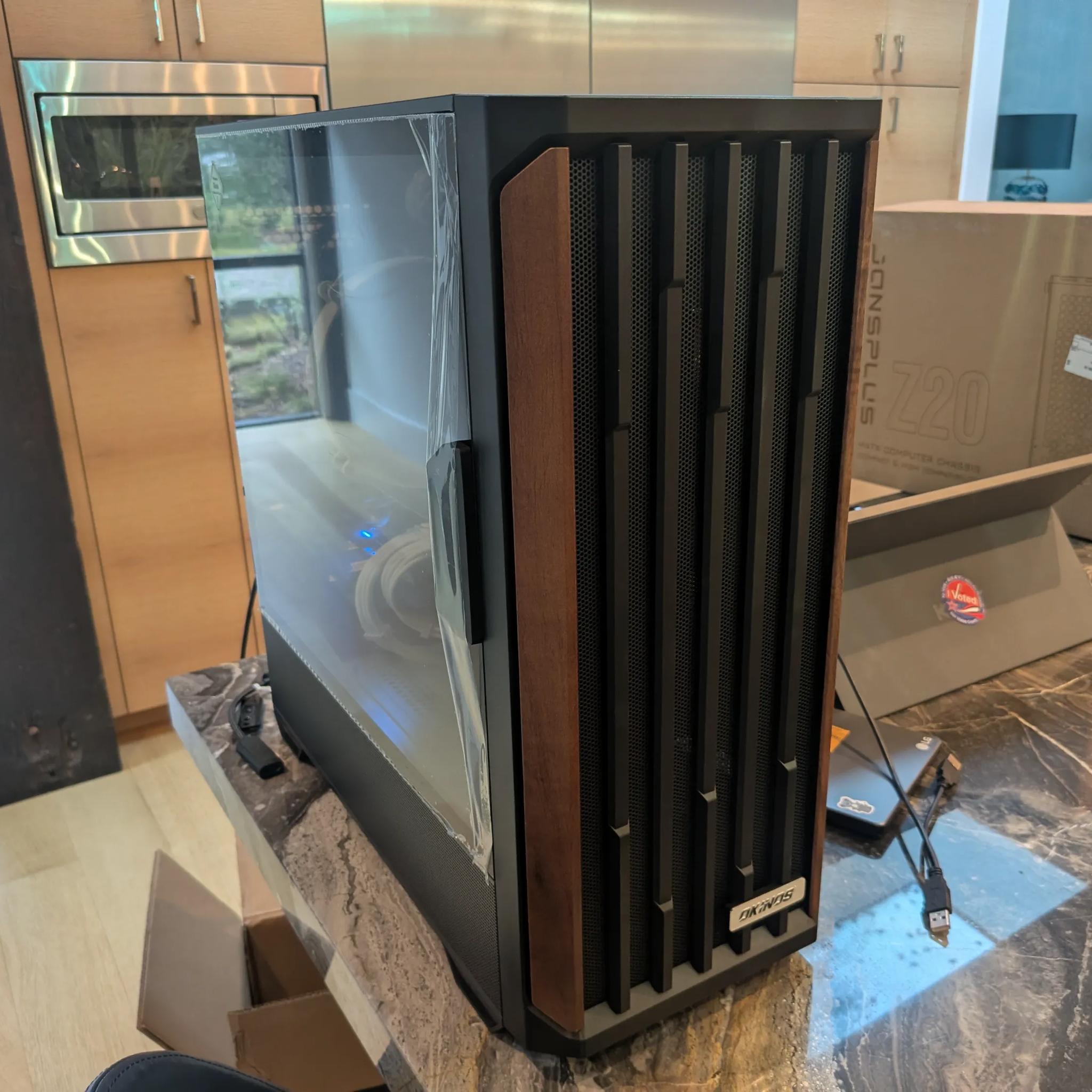 Walnut Wood & Noctua Gaming PC - AMD Ryzen 5 7500F, Radeon RX 7800XT, 32 GB DDR5, 2 TB SSD
