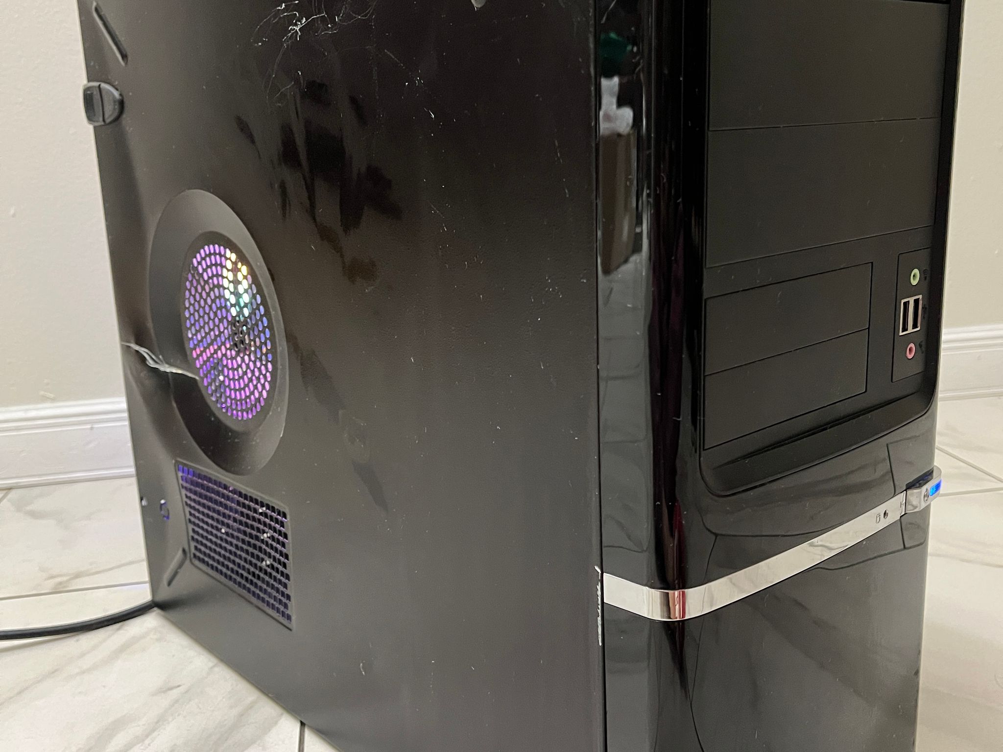 NVIDIA RTX 2070 Super, Intel i7-6700k, 16GB RAM, 500GB SSD, Sleeper Gaming PC w/ Wi-Fi & BT