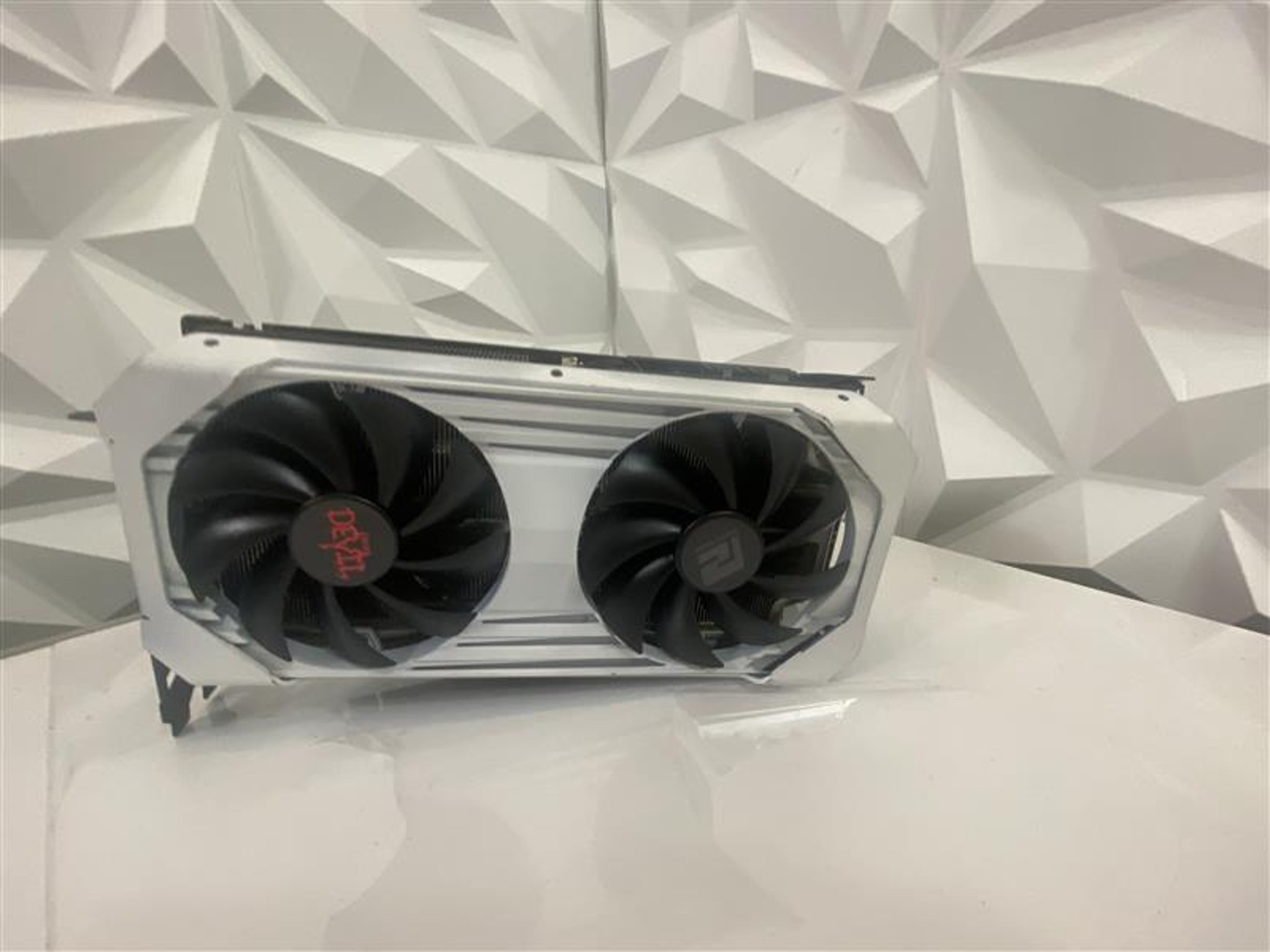 Red Devil RX 6600 XT 8GB GPU AS-IS / Display Issue + Custom Paint