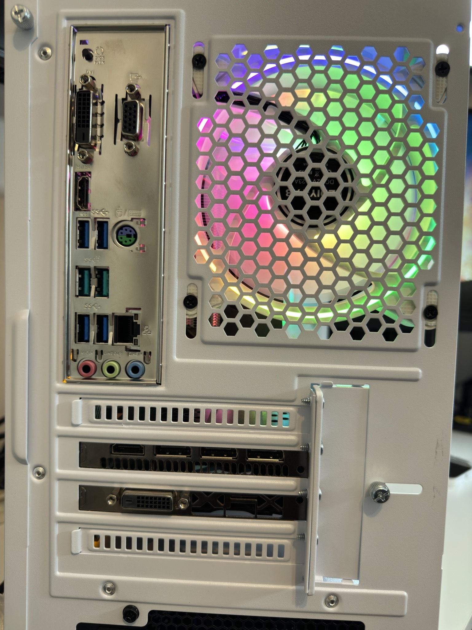 RX 570 8GB | Ryzen 7 3700x | 16GB DDR4 | 500GB NVMe