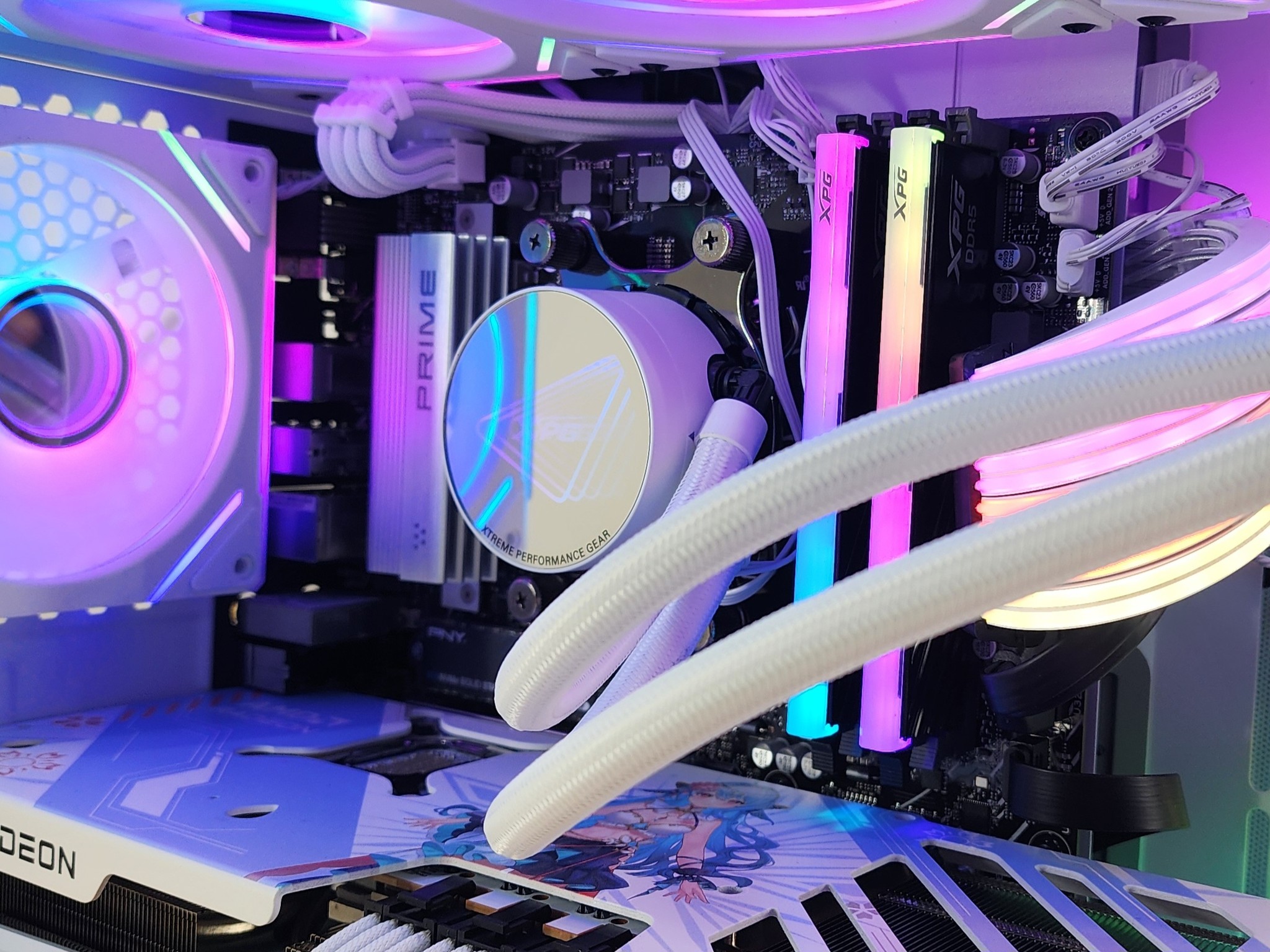 Gaming PC Ryzen 7 7800X3D 32GB RAM 2TB SSD RX 9070 XT 16GB Windows 11 Computer
