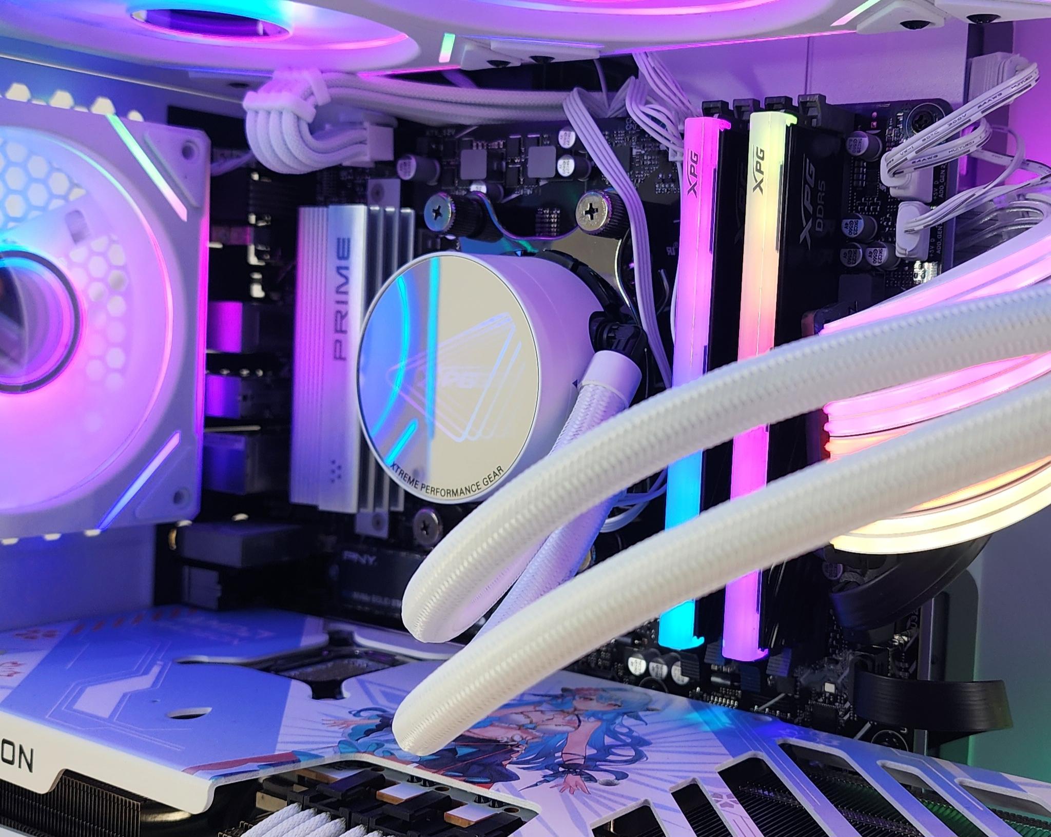 Gaming PC Ryzen 7 7800X3D 32GB RAM 2TB SSD RX 9070 XT 16GB Windows 11 Computer