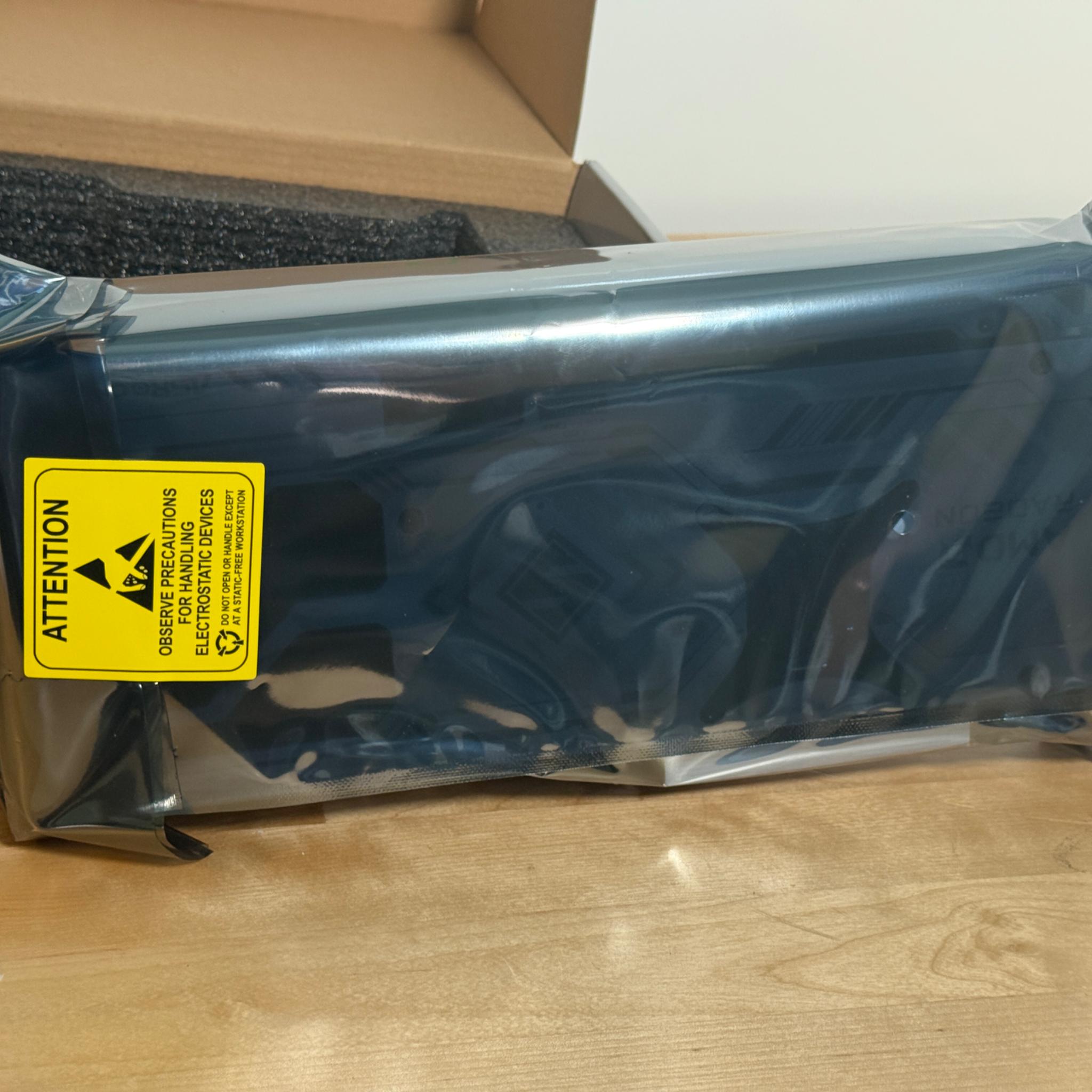 RX 9070XT  Asrock Steel Legend