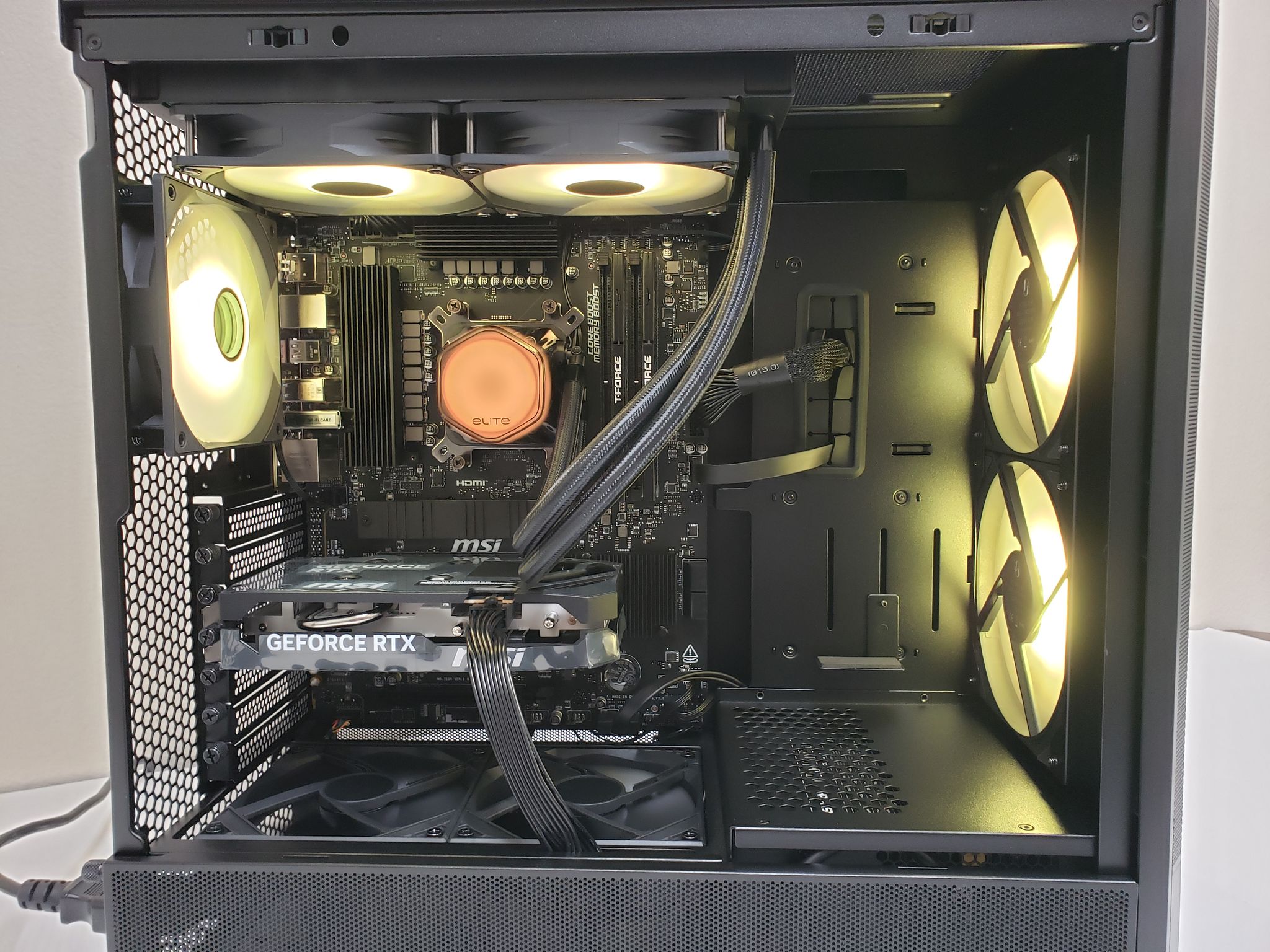 PC Sale! Ryzen 5 7600X, RTX 5060, 32GB-DDR5 6000, 1TB SSD NVMe, 750W PSU