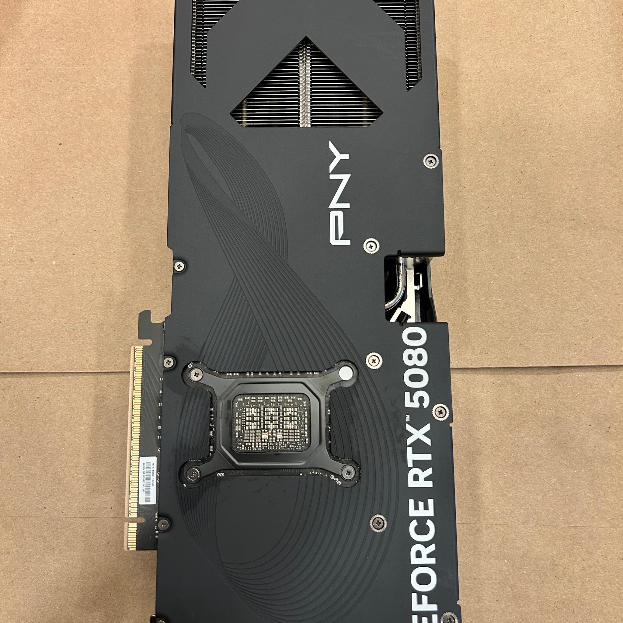 PNY GeForce RTX 5080 Triple Fan 16GB