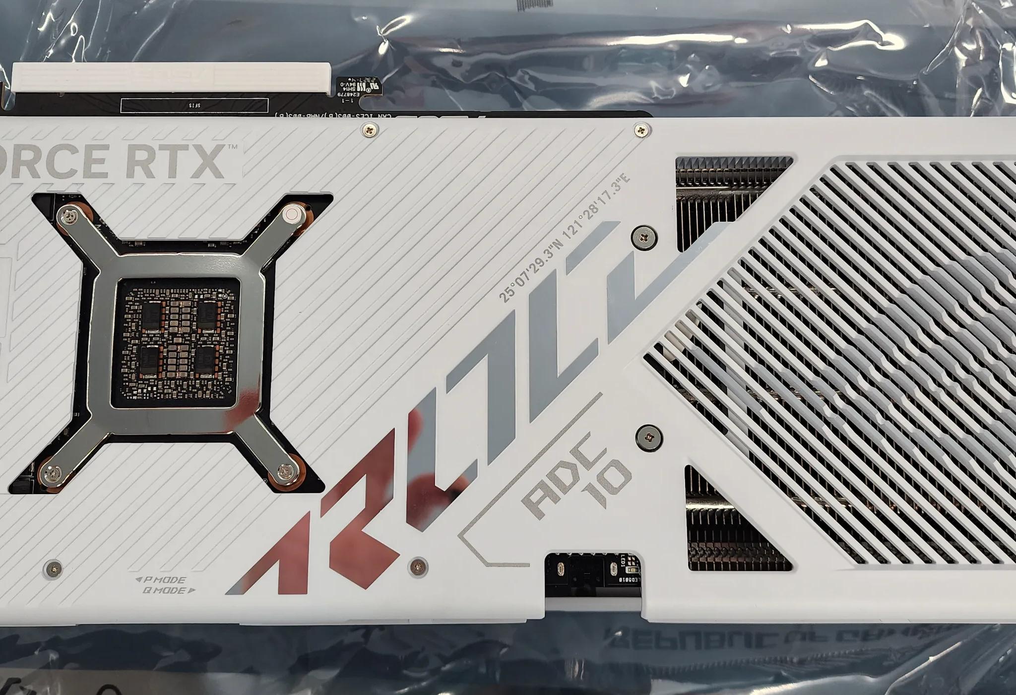 USED! RTX 4090 Asus Rog Strix OC White Edition