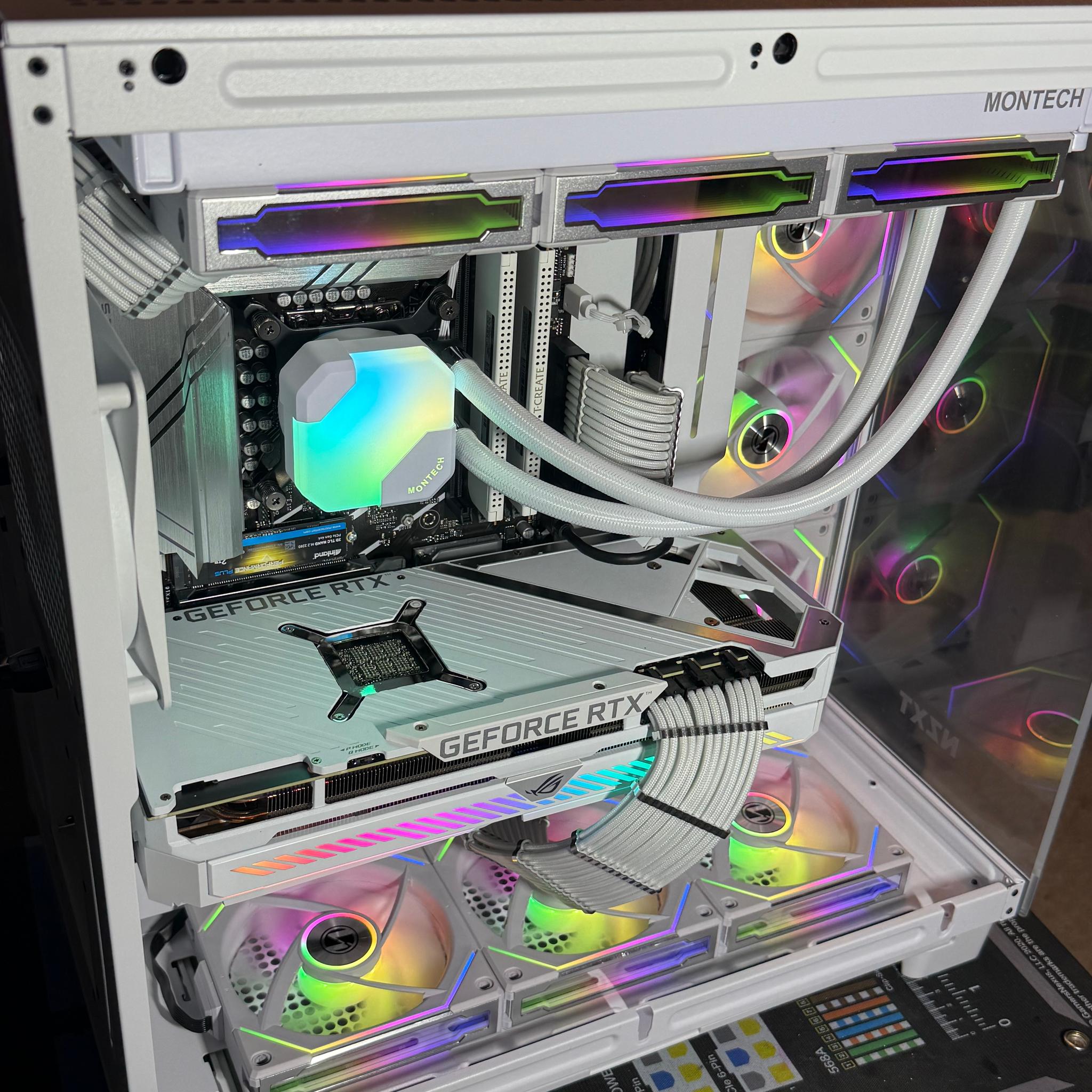 Stunning White Gaming PC.  12900K & Strix 3080 White Edition