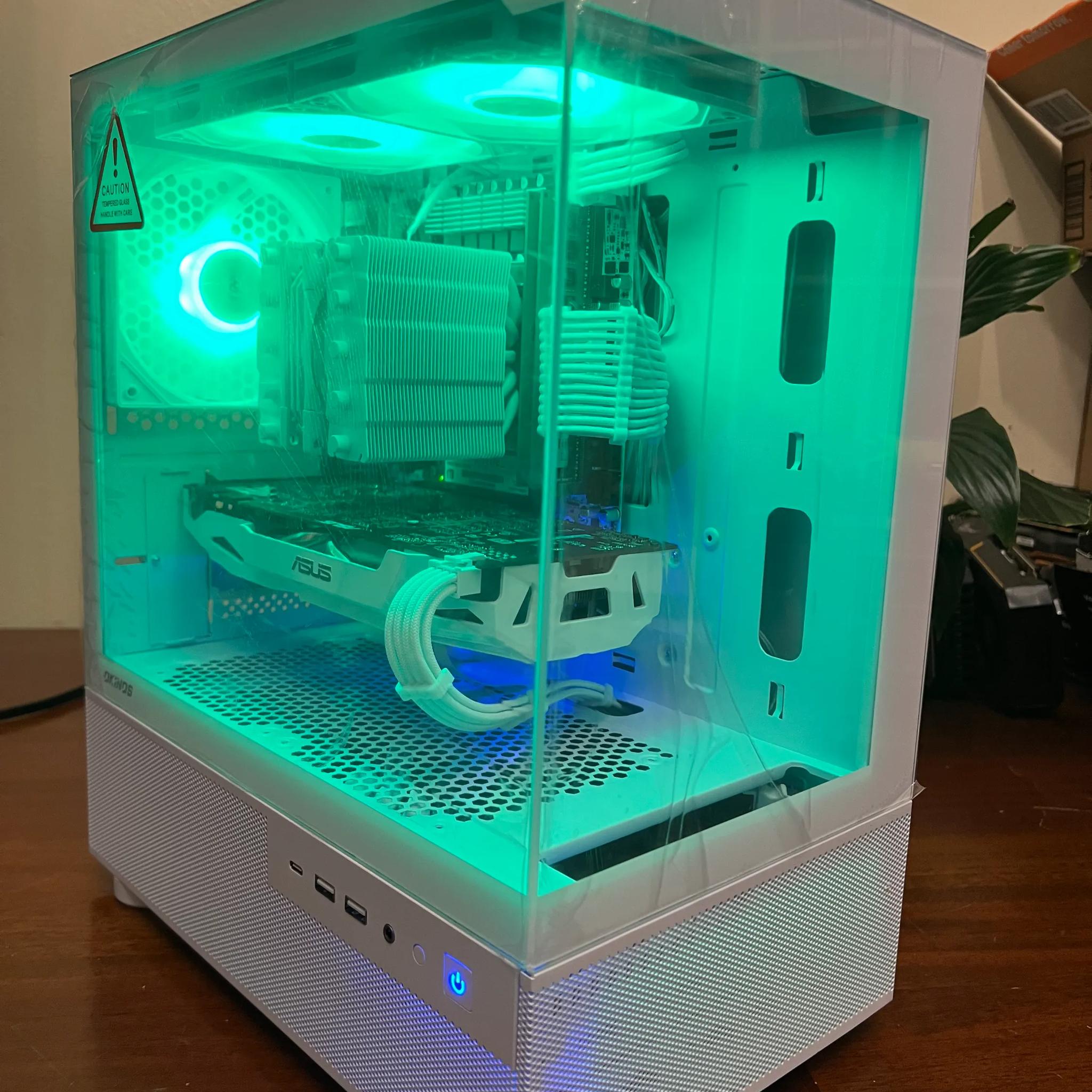 Intel 10 Core White Gaming PC GTX 1070 1tb NVME SSD 32GB RAM WIFi WINDOWS 10 Pro