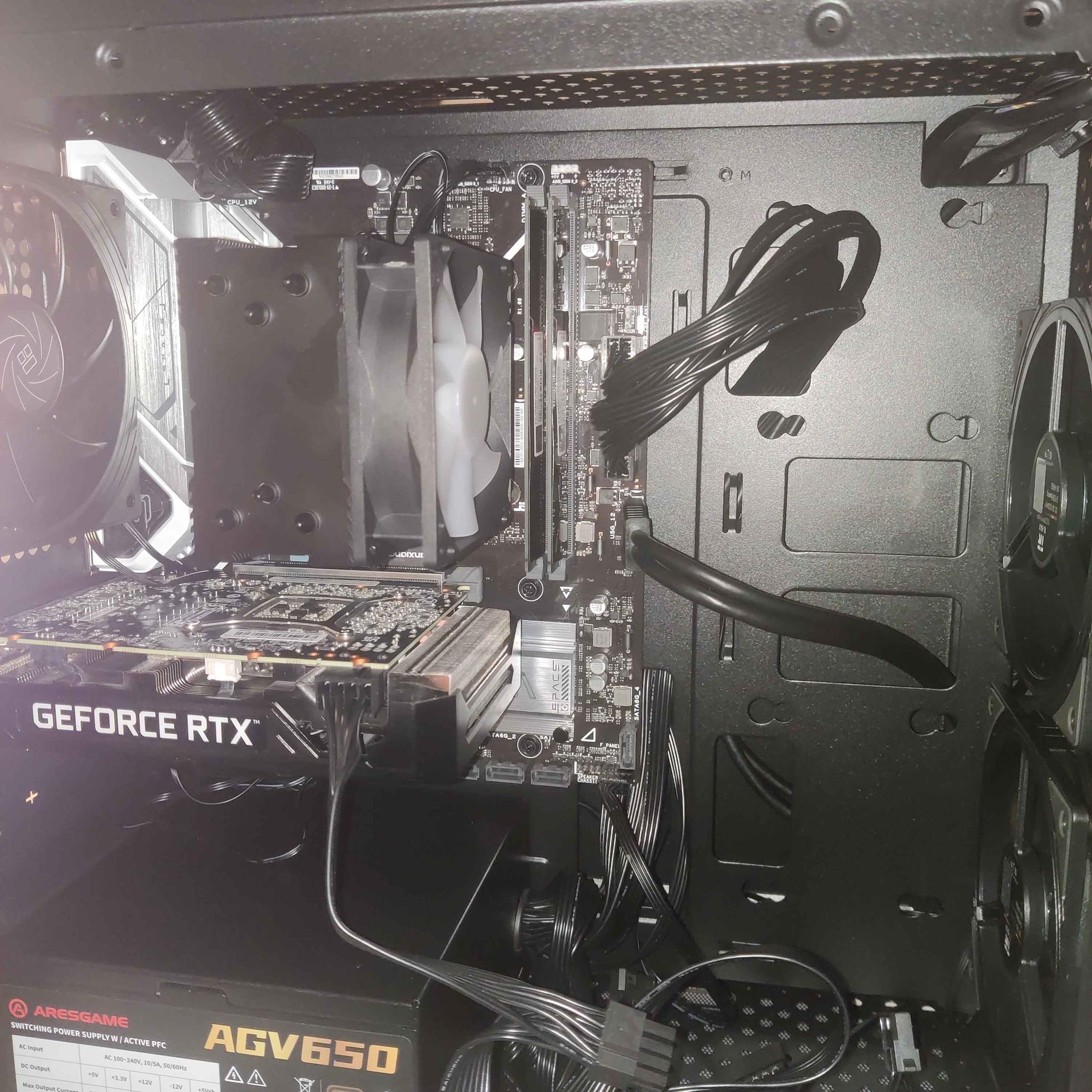 BUDGET GAMER - 32 GB DDR4 - GEFORCE RTX 3060 12GB - 1080p BALLER - BLACK FRIDAY SPECIAL
