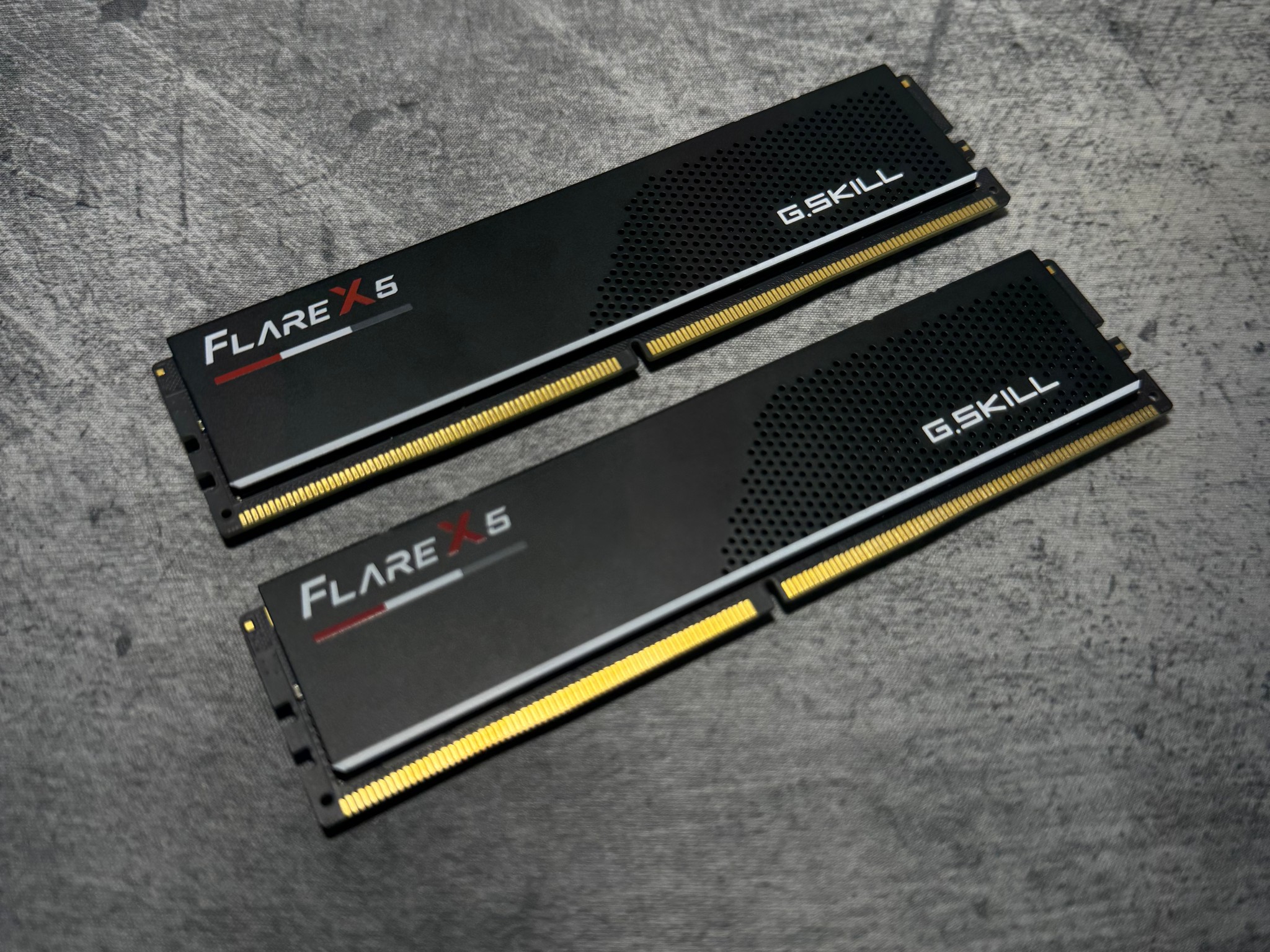 DDR5 64GB (2x32) 6000 CL30 G.Skill Flare X5