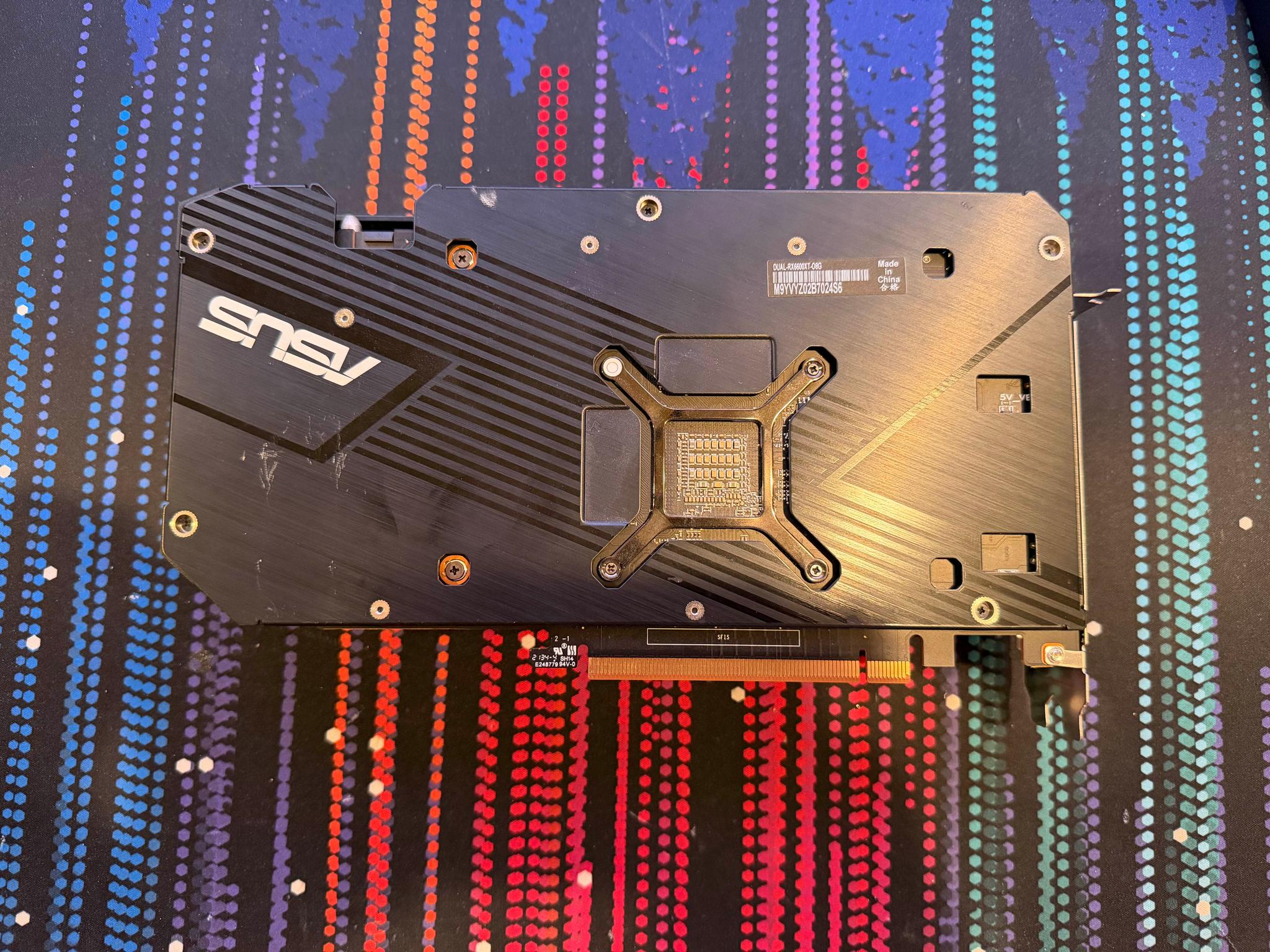 Asus Radeon RX 6600 XT DUAL OC