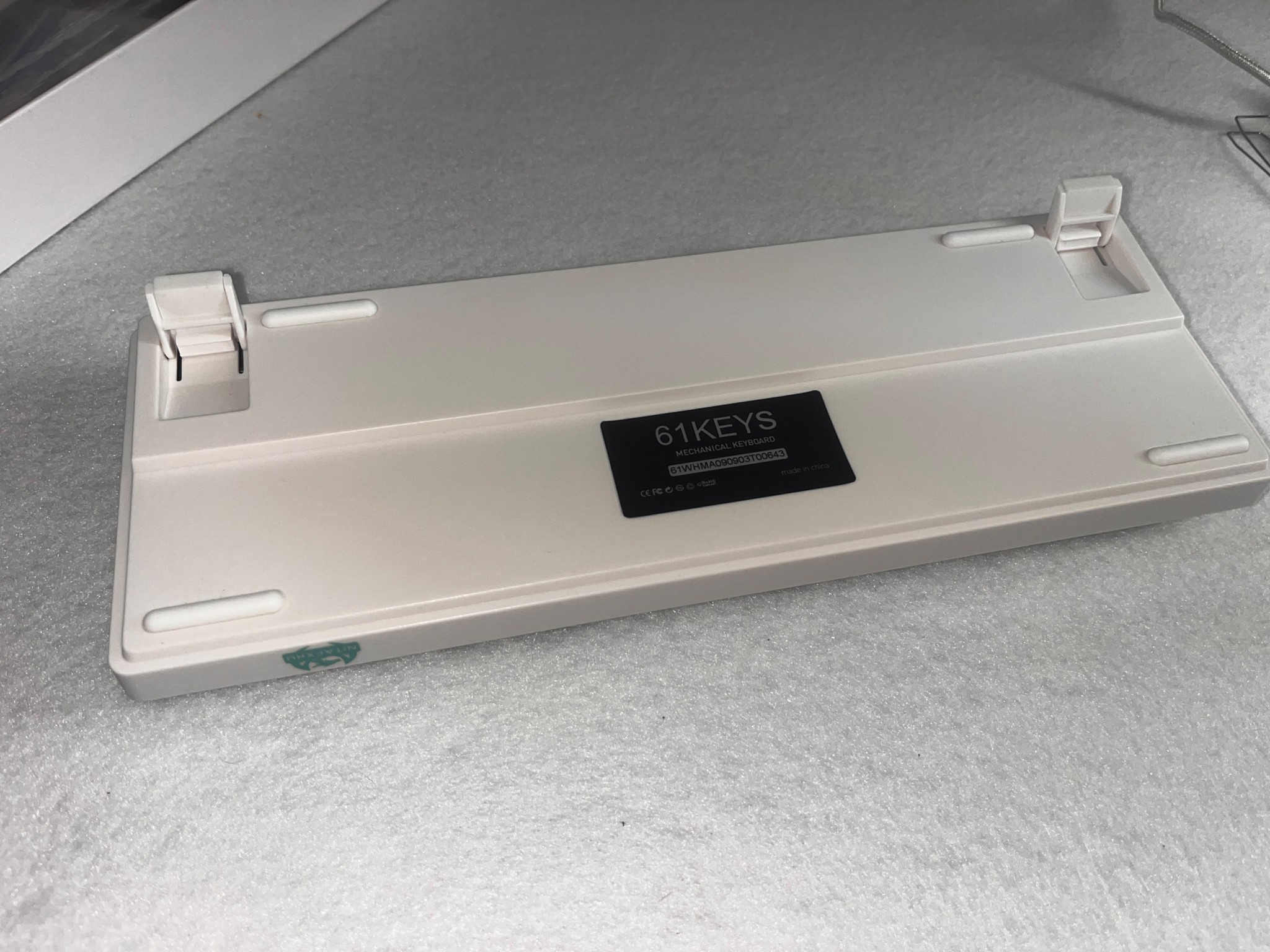 60% Mechanical Keyboard RGB Wired Keyboard PC/Mac Hot-Swappable Mechanical H&J Brown Switches.