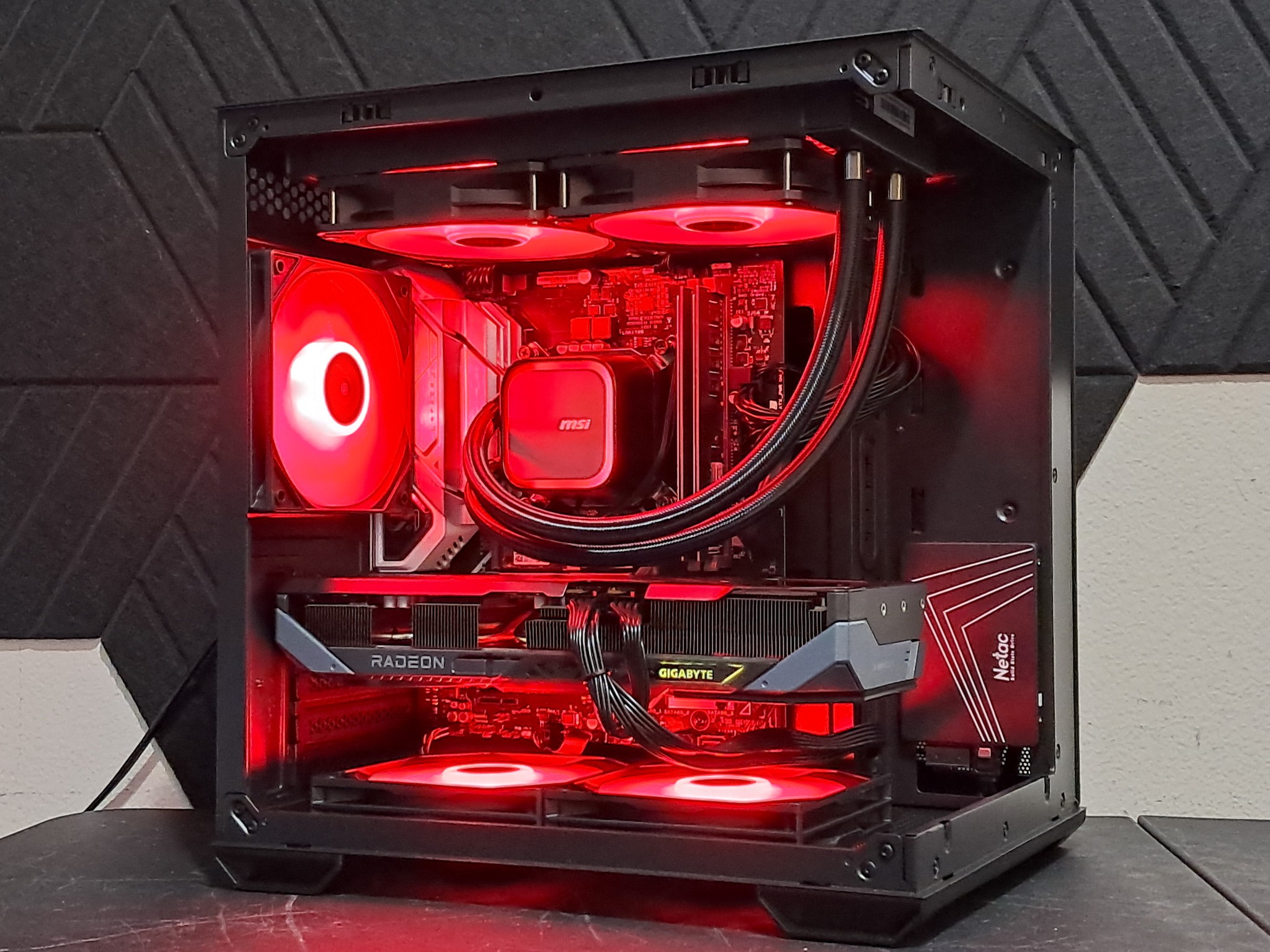 ⛈️1440p Gaming Beast⛈️PCIe 5.0 | RX 9070 GRE | 6-core Intel | WiFi!