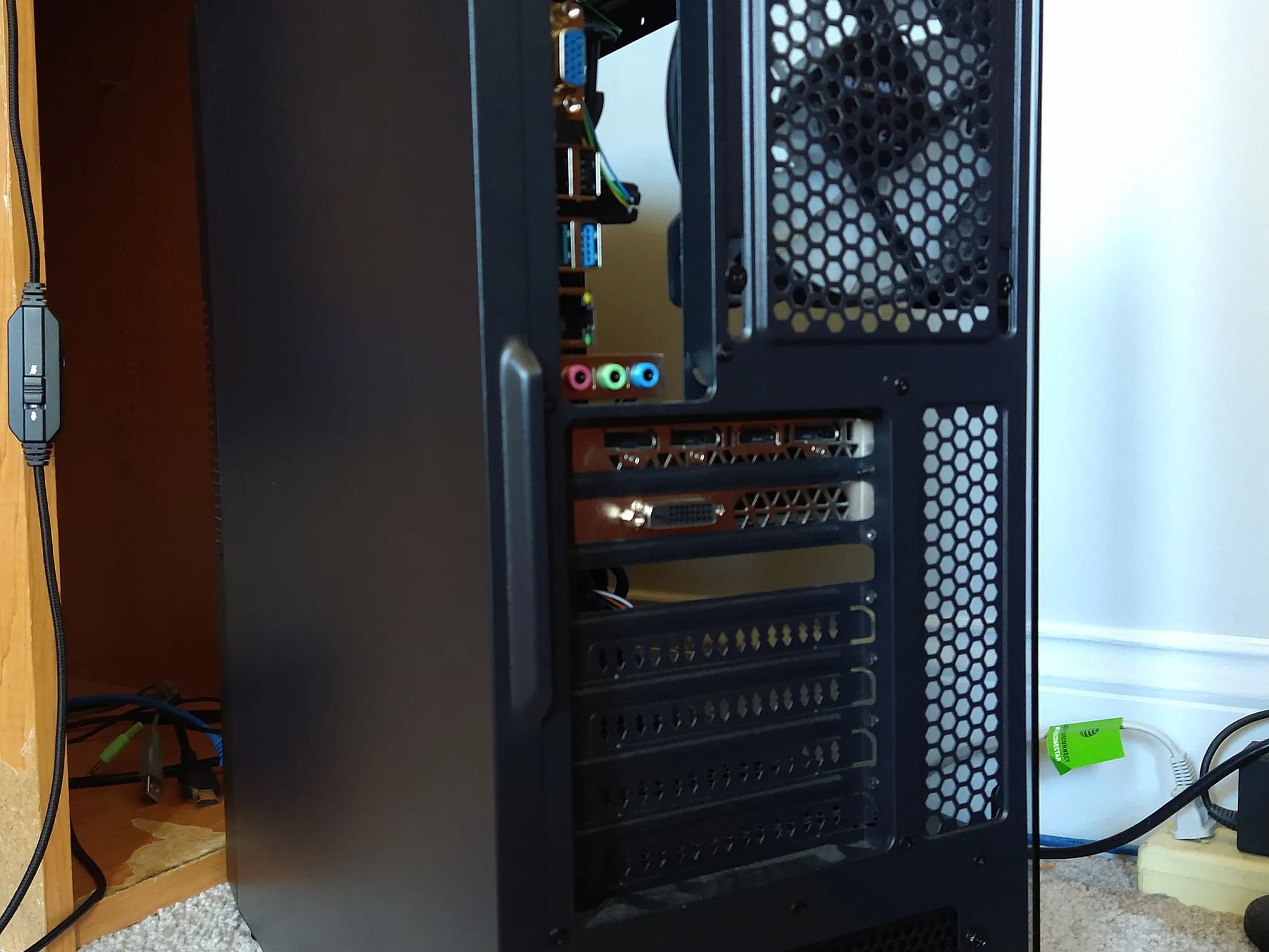Gaming Desktop PC (intel i5-10400F + GTX 1060 6GB) - 16GB Ram - 476 GB SSD - Windows 10