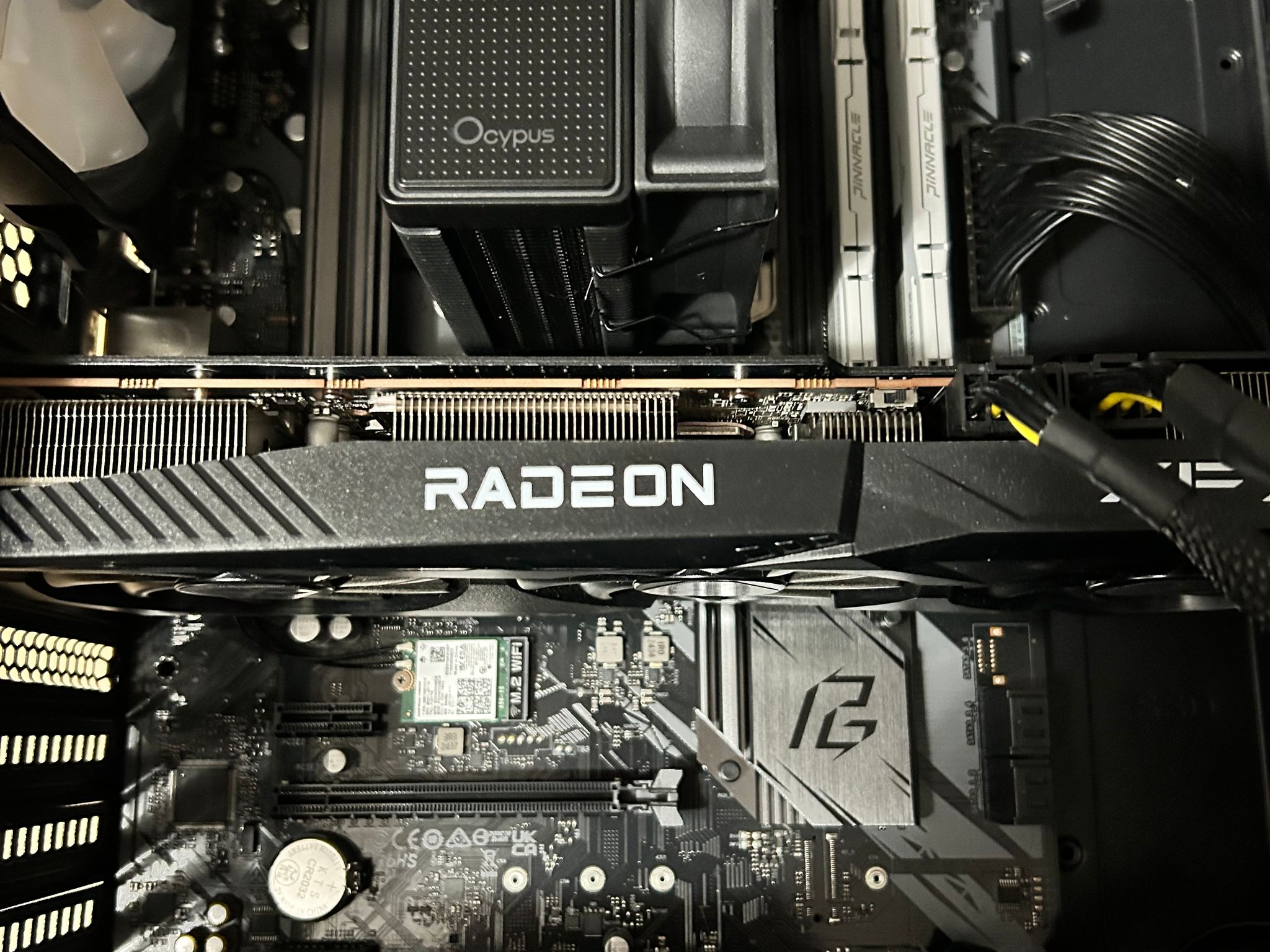 XFX Speedster SWFT309 Radeon RX 6700XT 12GB