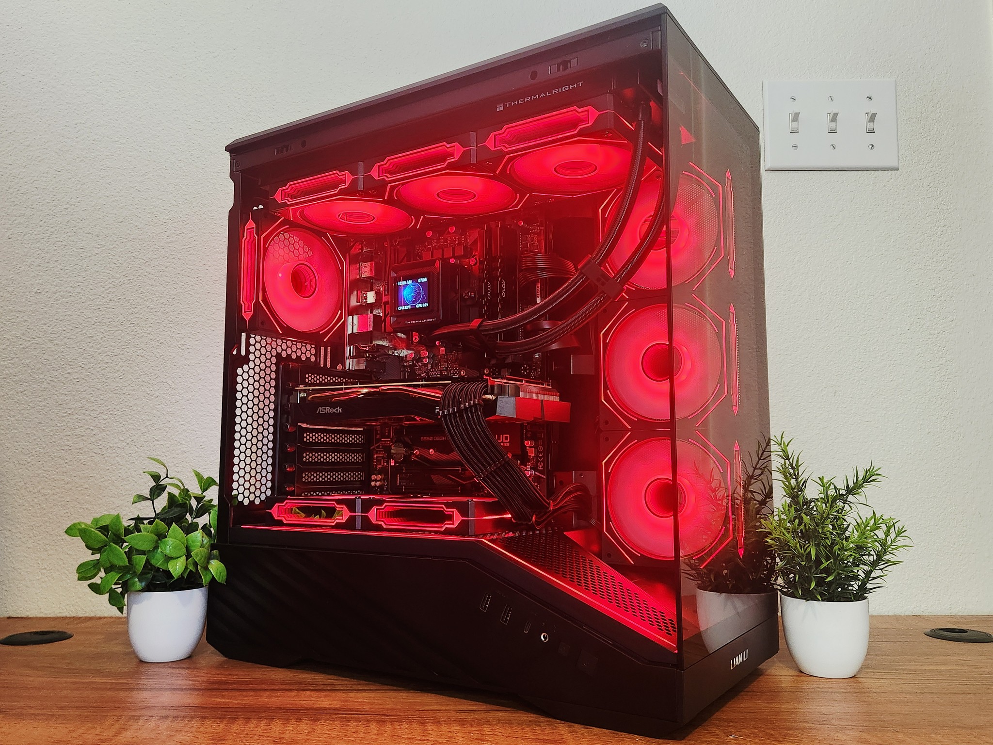 RX 6700XT | i7 11700F | 16GB RAM | 1TB SSD | WiFi + BT | WINDOWS