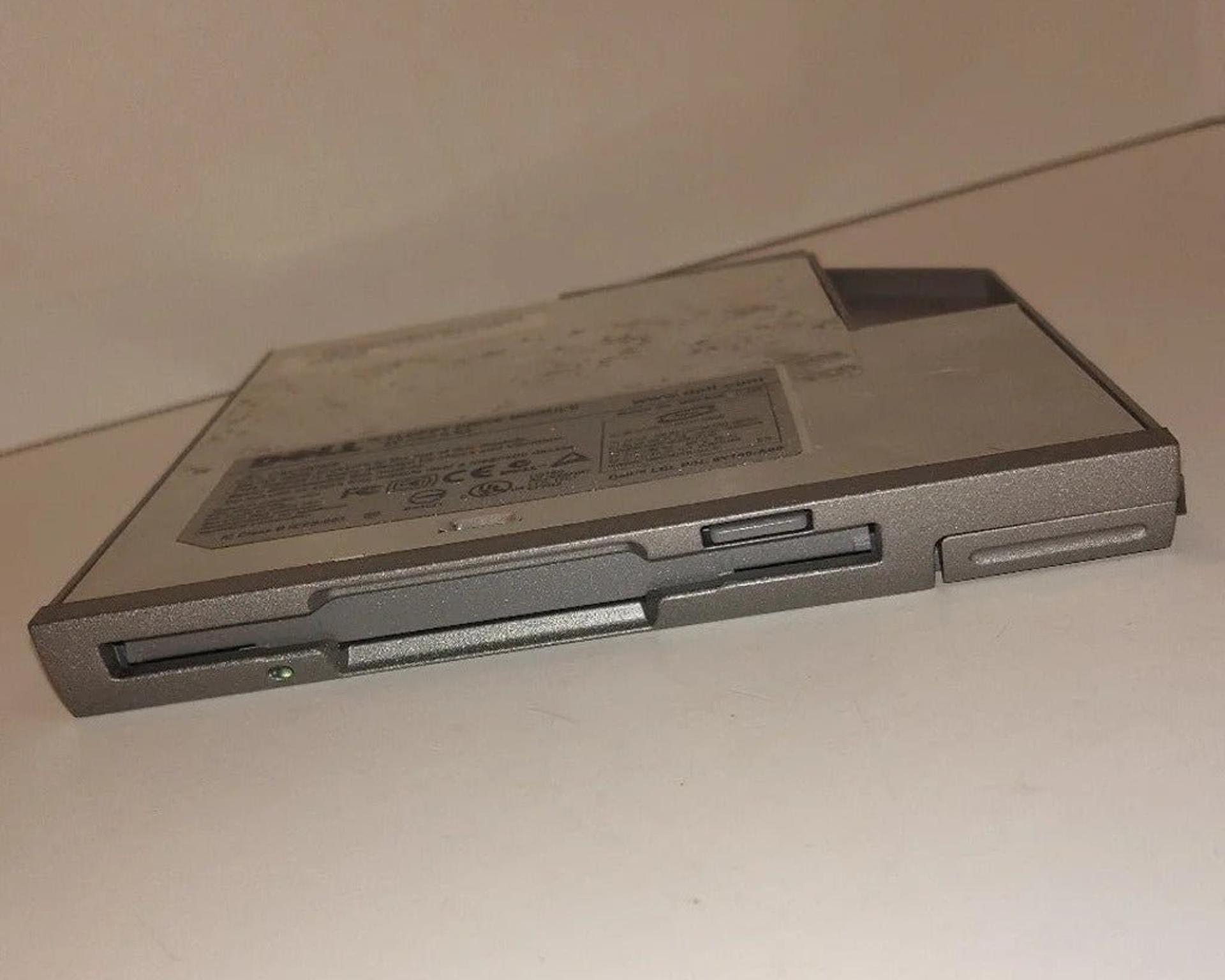 Dell 01R159 3.5" Floppy Drive for Dell Latitude D Series 6Y185-A00 MPF82E-U5