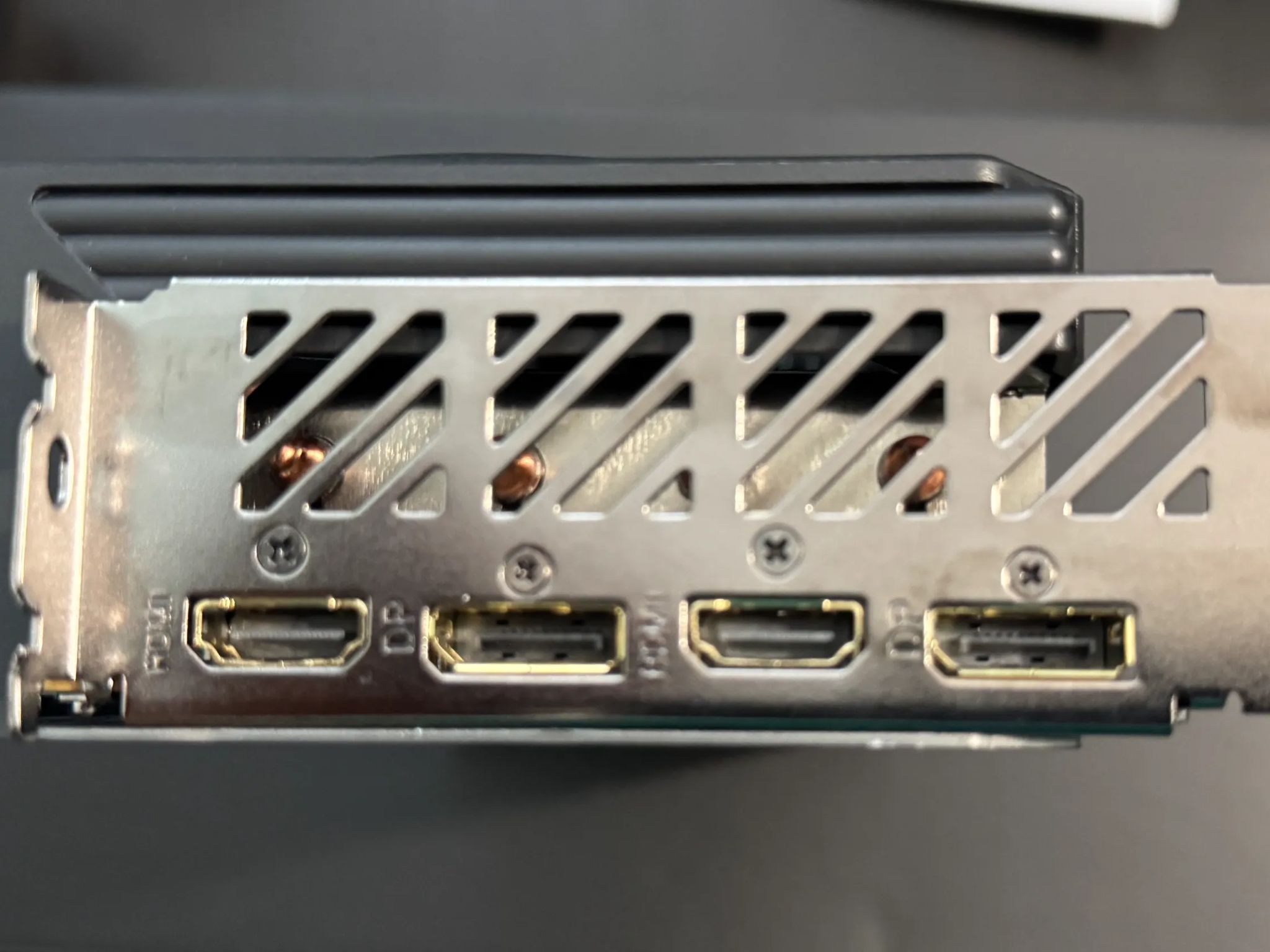 GIGABYTE Radeon RX 7800 XT GAMING OC 16G Graphics Card