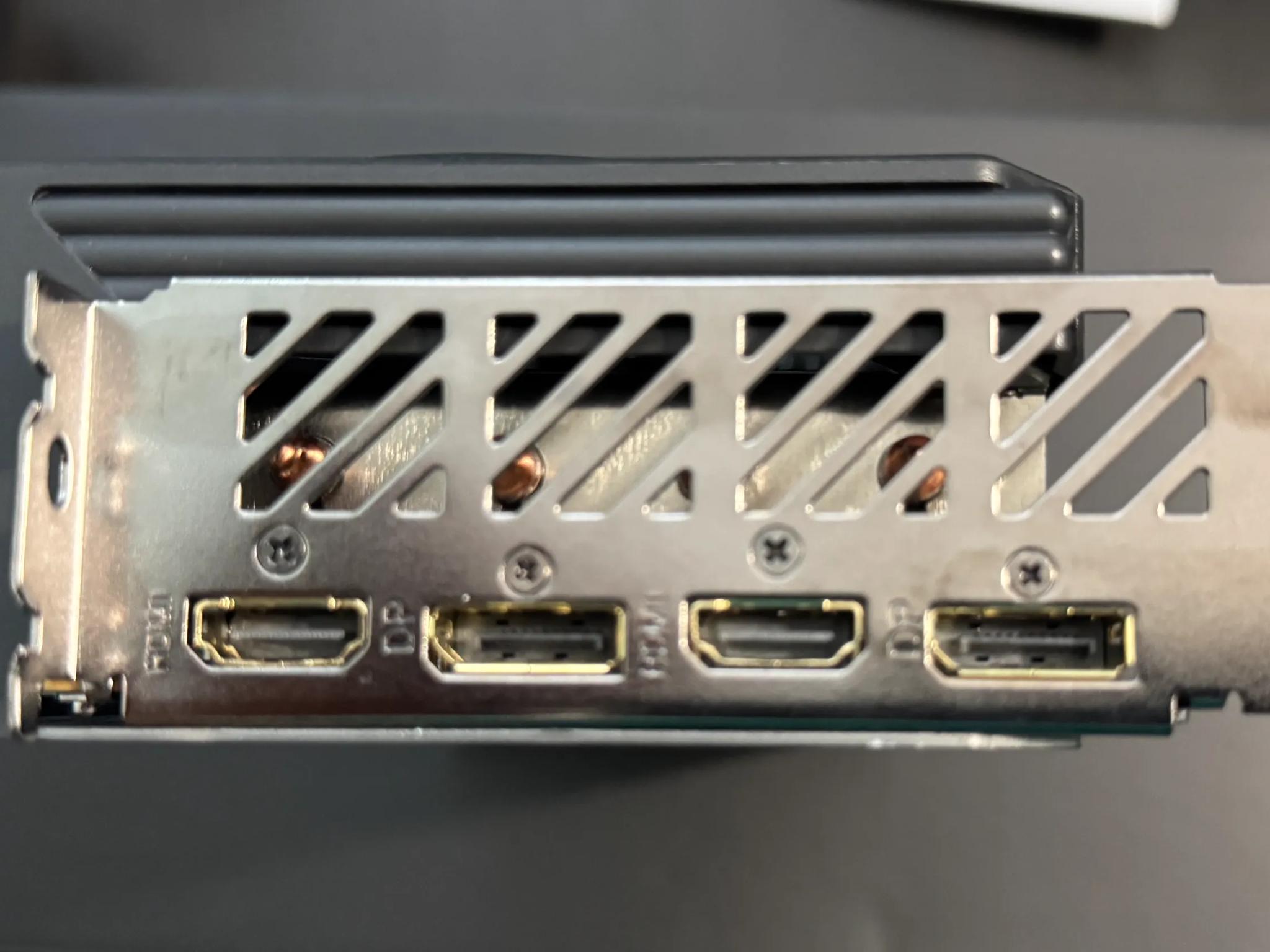 GIGABYTE Radeon RX 7800 XT GAMING OC 16G Graphics Card