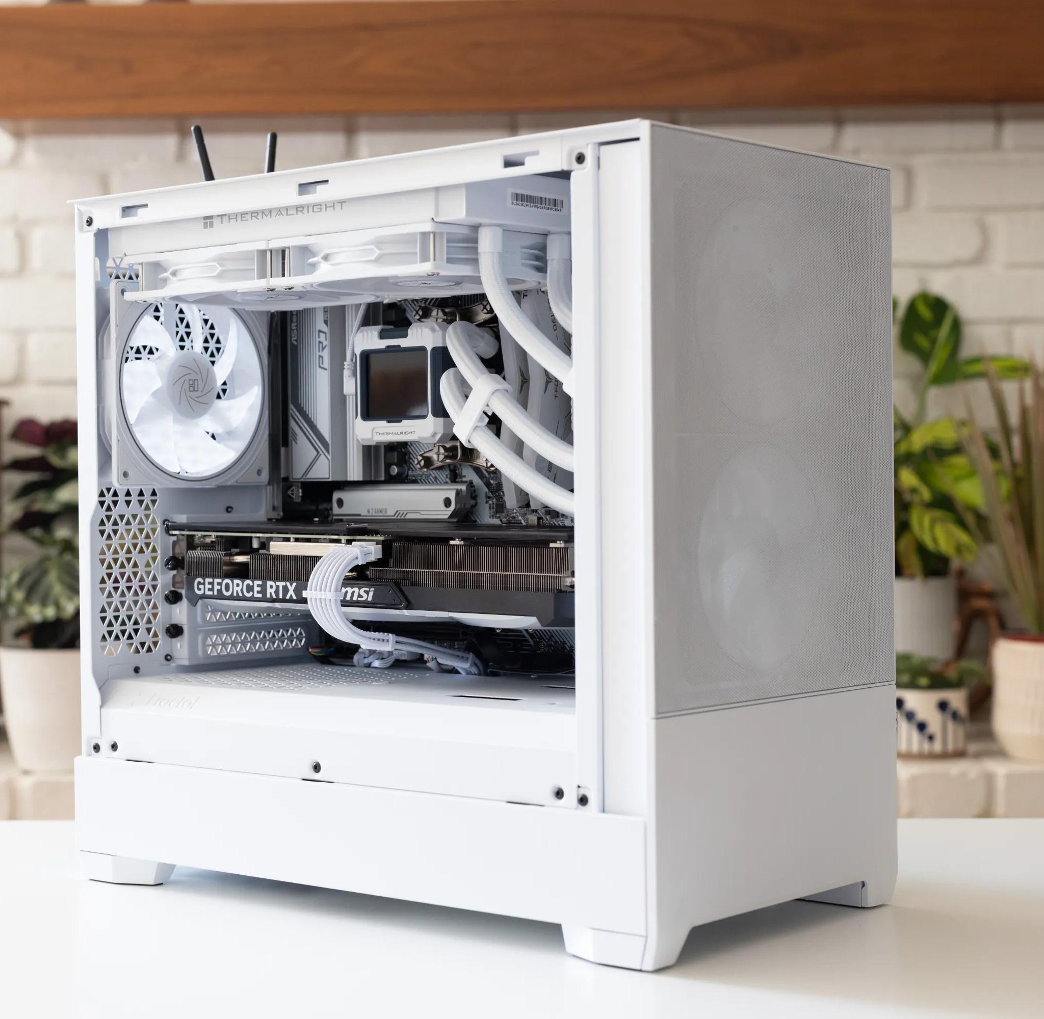 RTX 4070 Ti Super, Ryzen 7 7700, 2TB NVME, 32GB DDR5 6000, WiFi, High End Gaming PC