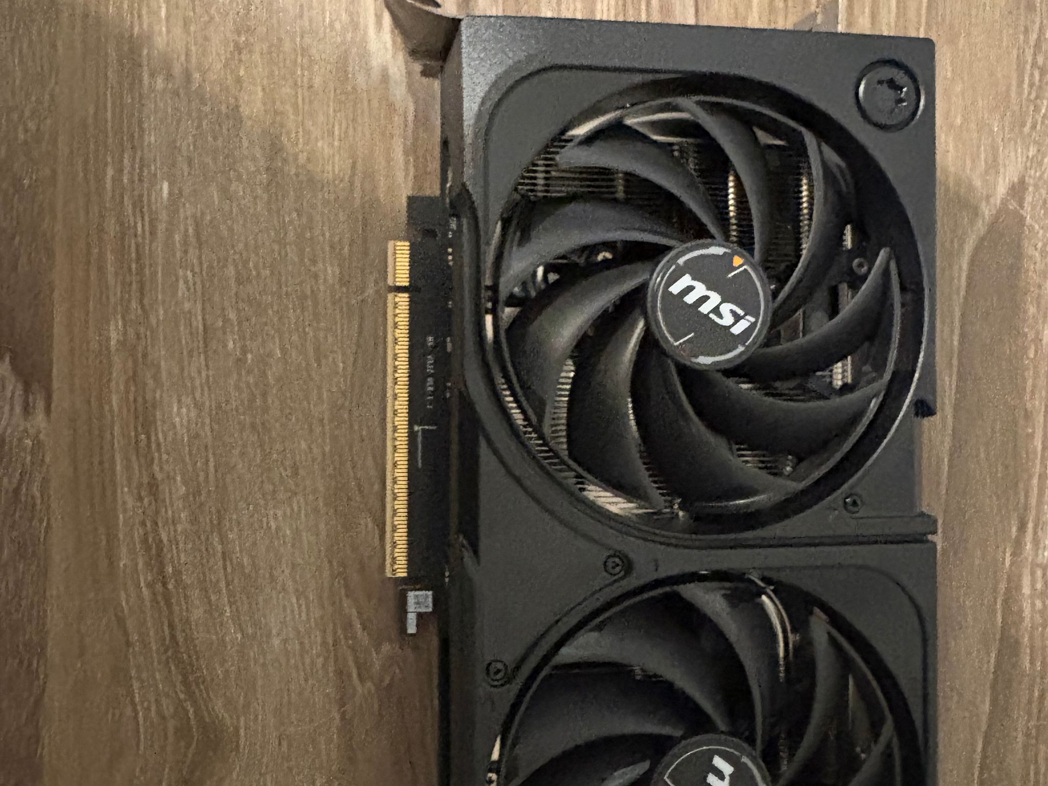 MSI RTX 5070 12G SHADOW 2X OC
