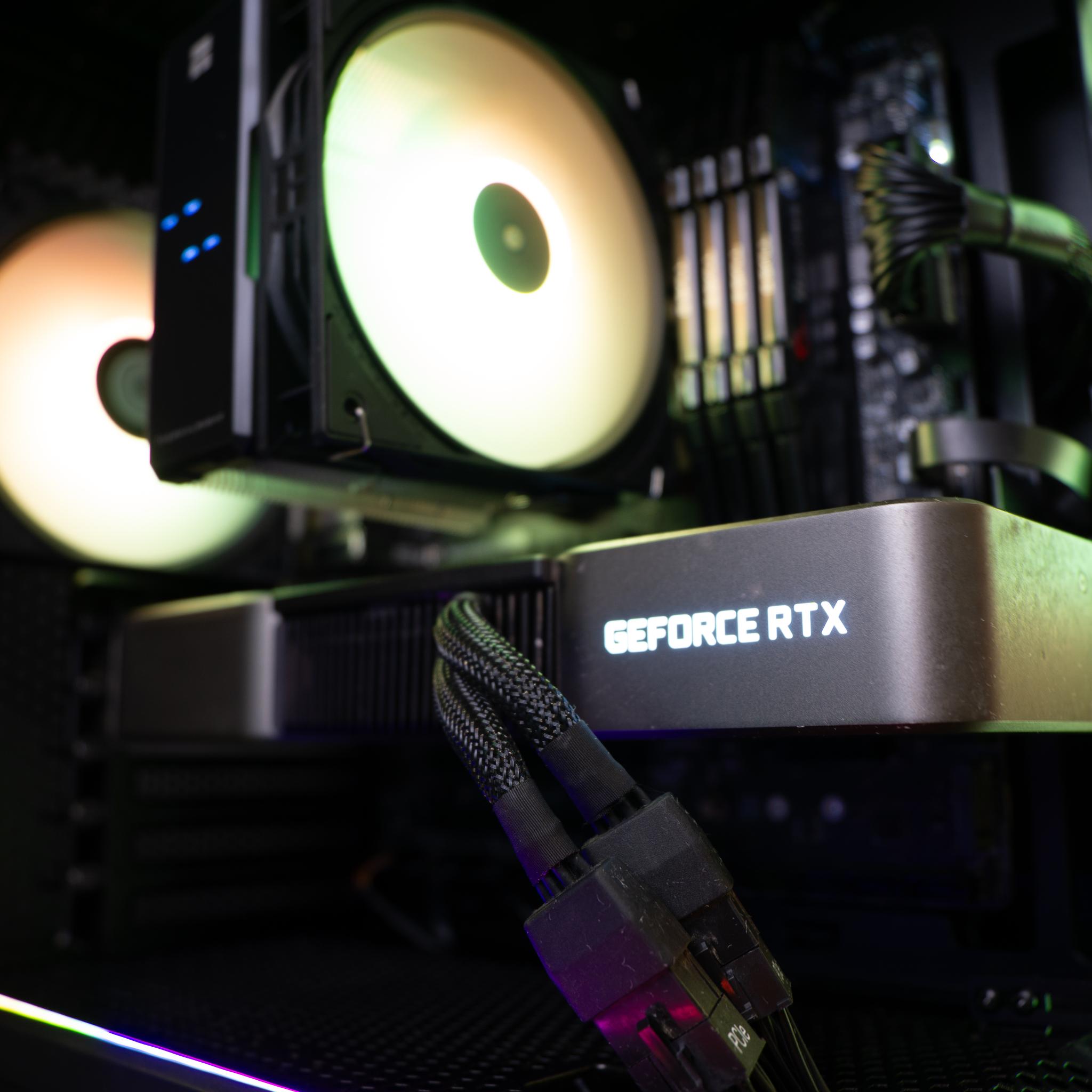 Gaming PC | RTX 3080 | Ryzen 5 5600x | 32GB RAM | 1TB SSD |