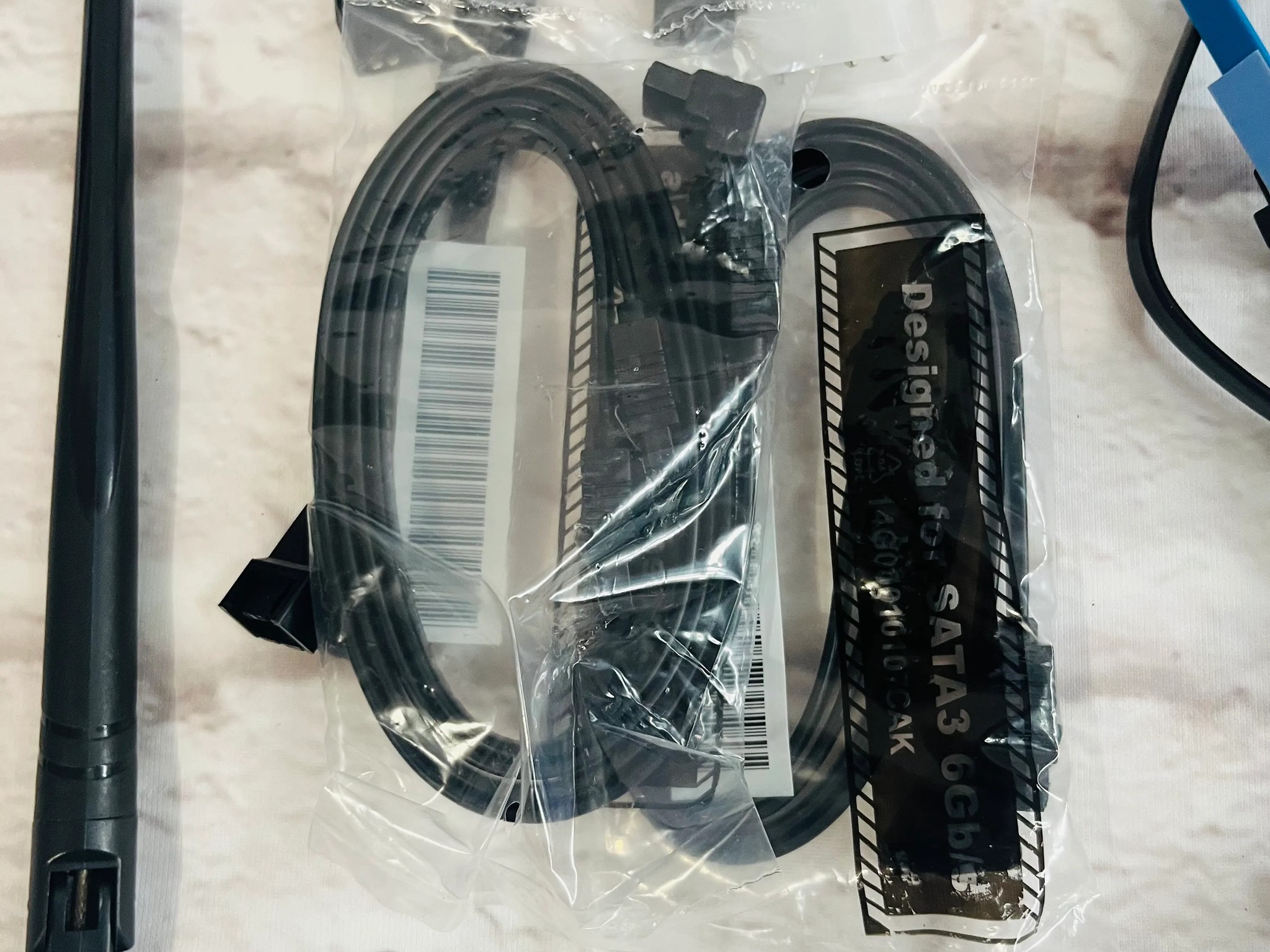 (SEE PICS) Random PC Cables and Accessories/1 WIFI Adaptor