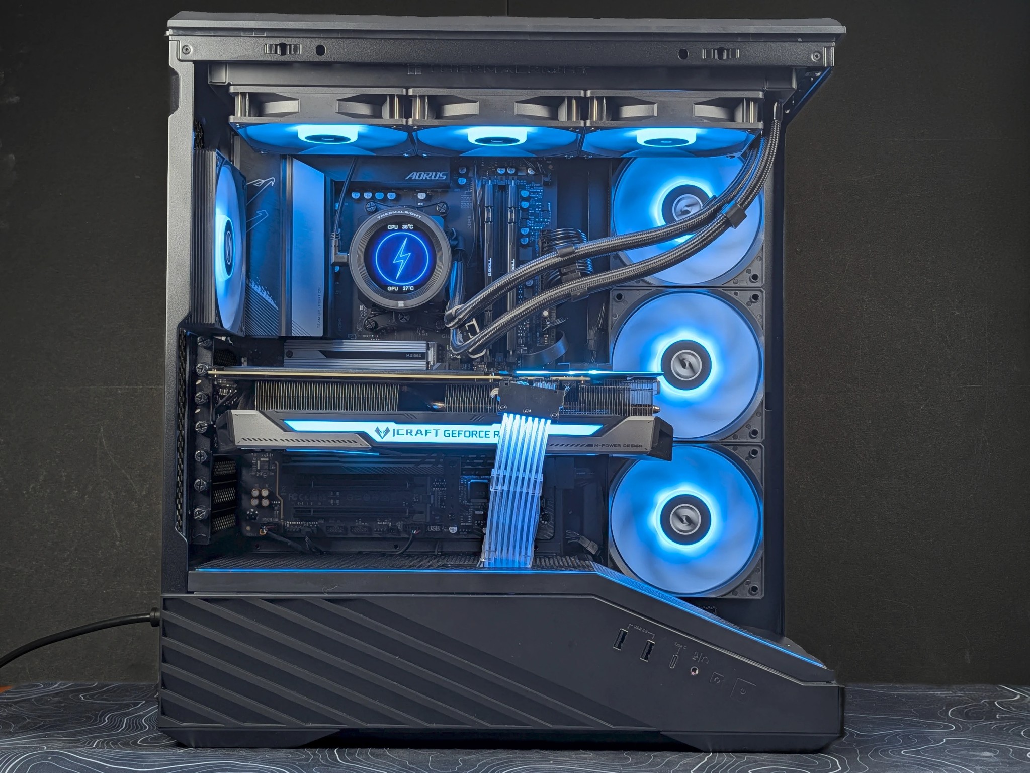 🧊 Ryzen 7 7700 • RTX 3080 Ti 12GB • 32GB DDR5 • 2TB SSD • Gaming PC