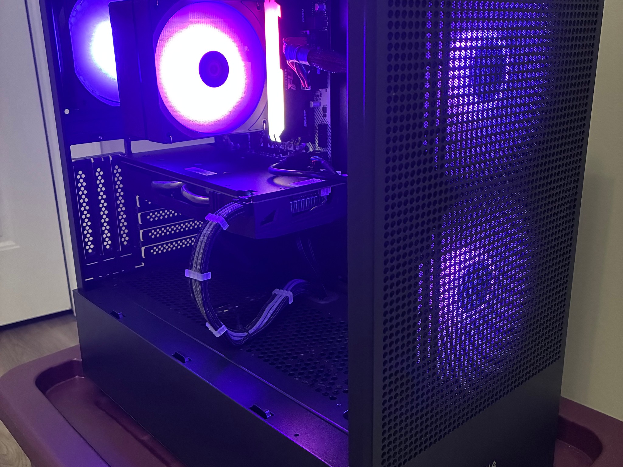 Ryzen 5 2600X | RX580 8GB Gaming PC
