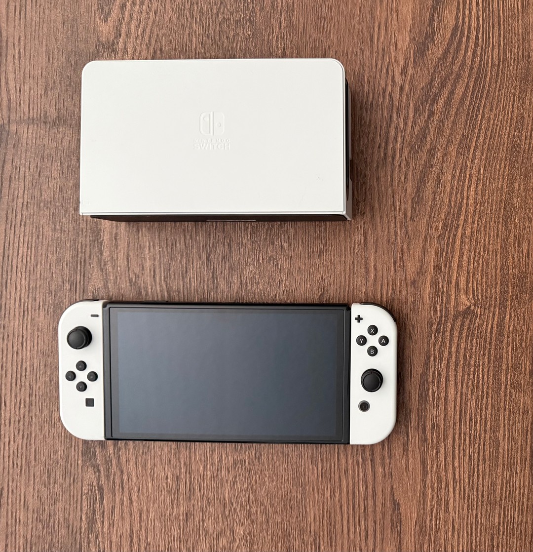 Nintendo Switch OLED | Jawa
