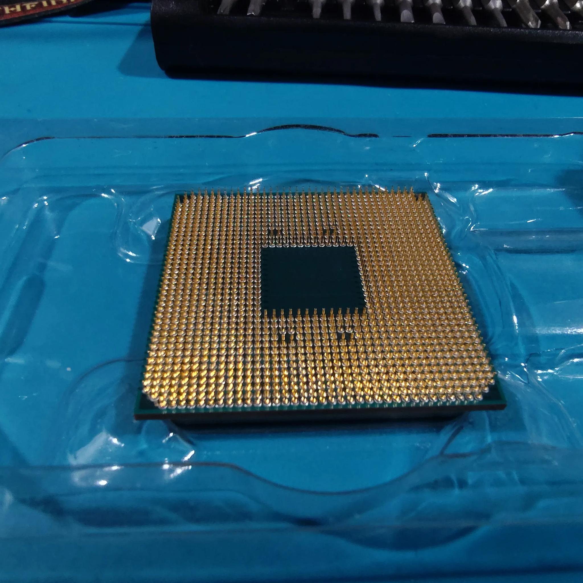 AMD Ryzen 5 3600 loose no cooler