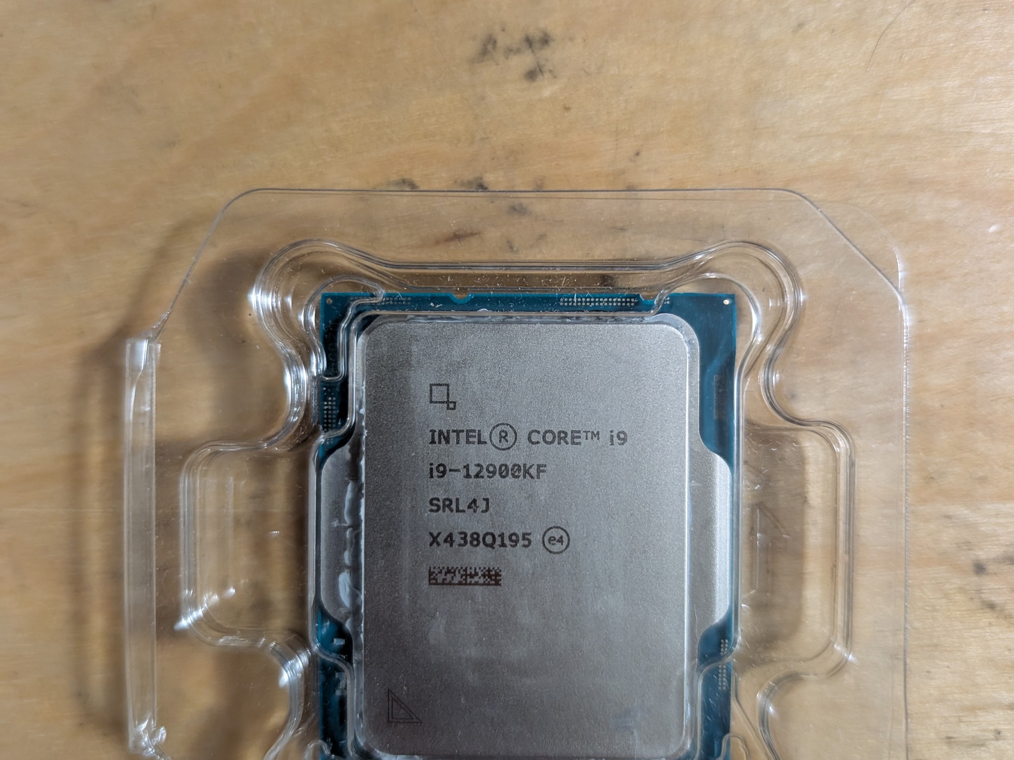 Intel Core i9-12900KF