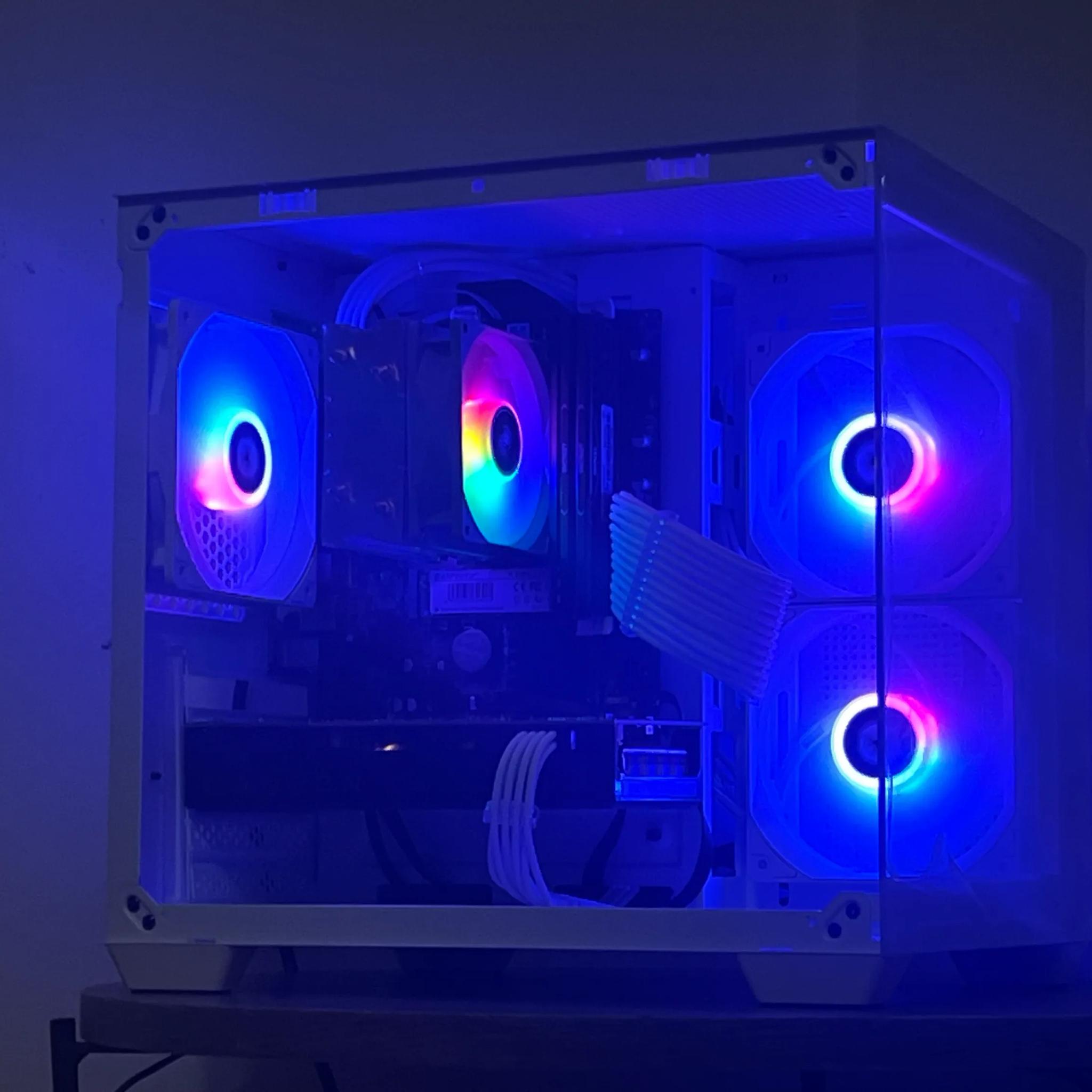 Budget Beast Gaming PC | RX 580 8GB | Intel Core i7 | 16GB RAM | 256 SSD | Windows 10 PRO |