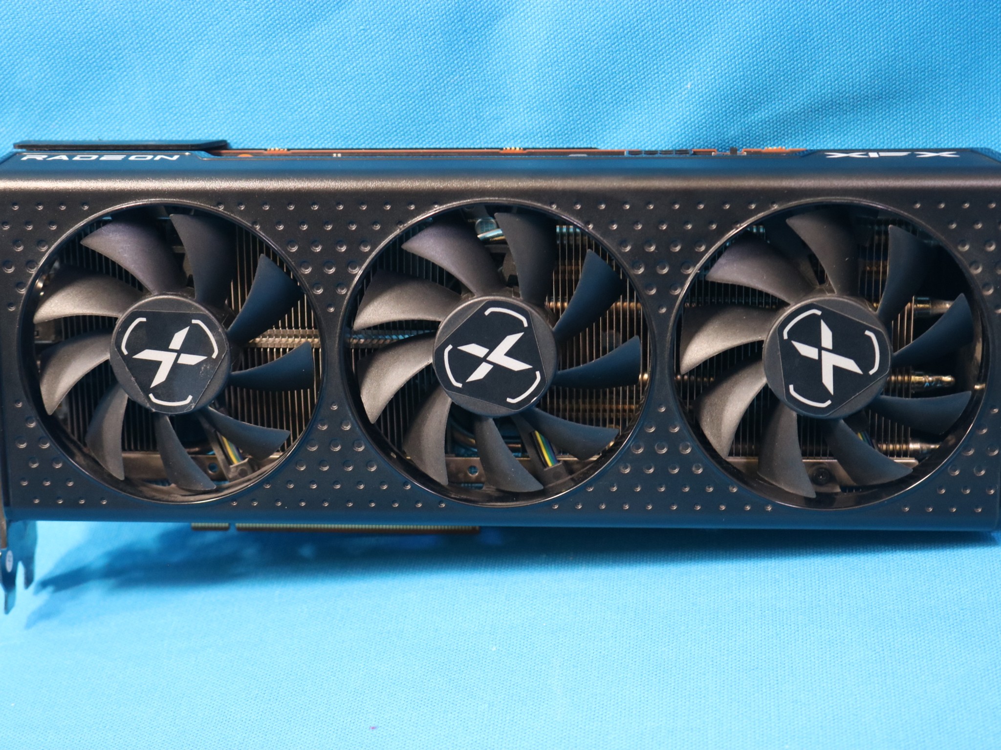 XFX Speedster Qick308 AMD Radeon RX 6600 XT Black 8GB GDDR6 PCIe 4.0 x16 Desktop GPU RX-66XT8L V1.1