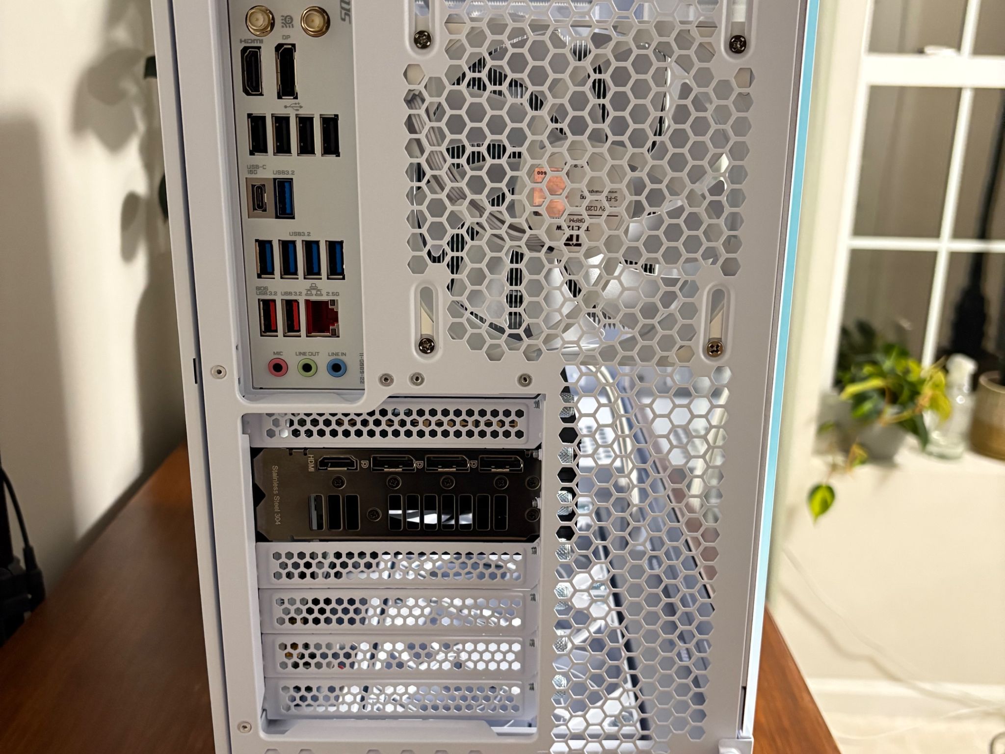 RTX 4070TI | Ryzen 7 7700X | 32GB DDR5 | 1TB SSD | 850W Gold PSU | ARGB Fans | Lancool 207